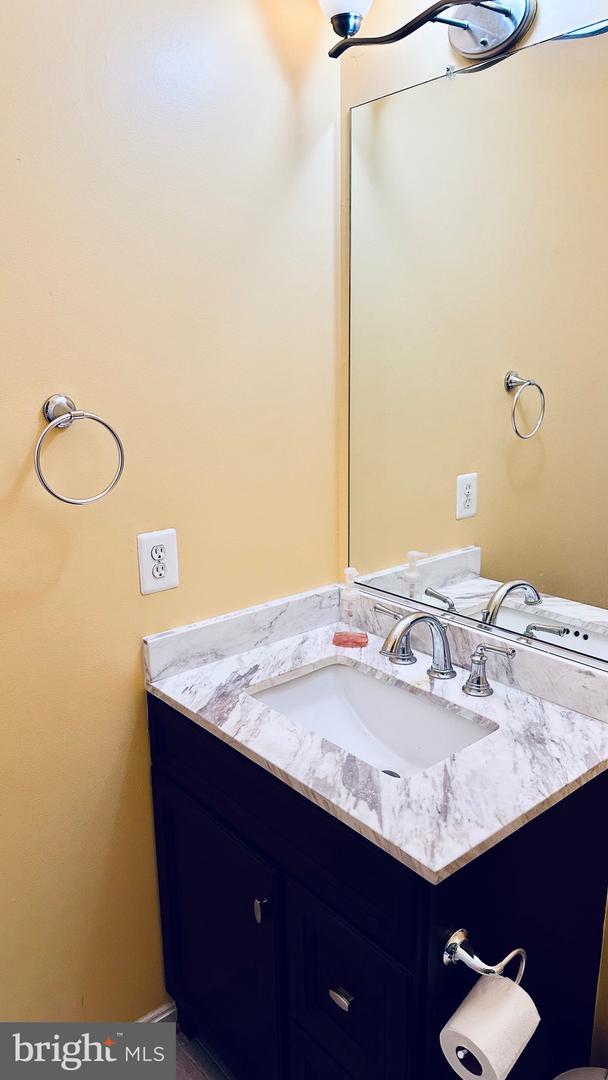 12968 WOOD CRESCENT CIR, HERNDON, Virginia 20171, 3 Bedrooms Bedrooms, ,3 BathroomsBathrooms,Residential,For sale,12968 WOOD CRESCENT CIR,VAFX2274610 MLS # VAFX2274610 12968 WOOD CRESCENT CIR, HERNDON, Virginia 20171, 3 Bedrooms Bedrooms, ,3 BathroomsBathrooms,Residential,For sale,12968 WOOD CRESCENT CIR,VAFX2274610 MLS # VAFX2274610