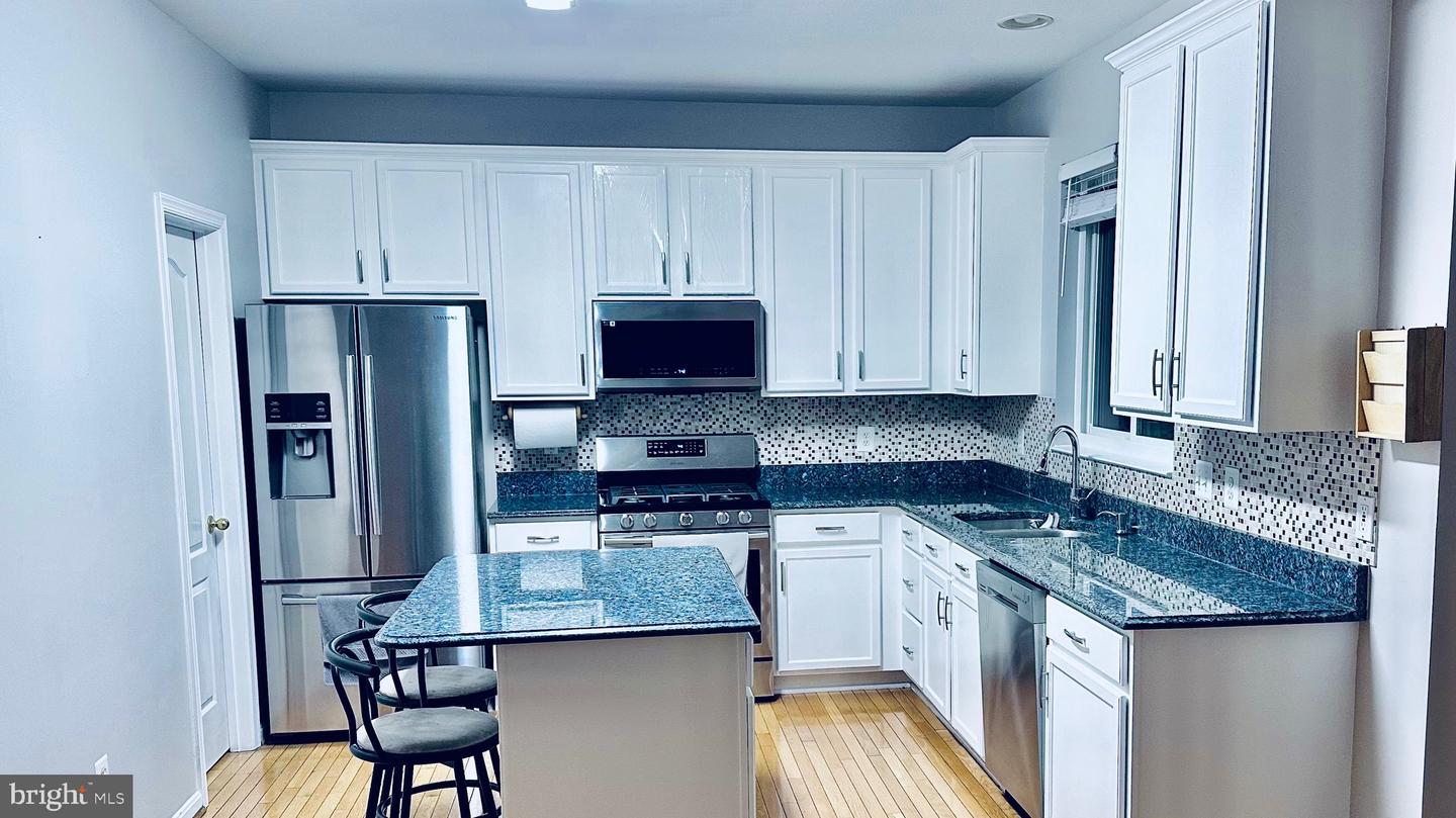 12968 WOOD CRESCENT CIR, HERNDON, Virginia 20171, 3 Bedrooms Bedrooms, ,3 BathroomsBathrooms,Residential,For sale,12968 WOOD CRESCENT CIR,VAFX2274610 MLS # VAFX2274610 12968 WOOD CRESCENT CIR, HERNDON, Virginia 20171, 3 Bedrooms Bedrooms, ,3 BathroomsBathrooms,Residential,For sale,12968 WOOD CRESCENT CIR,VAFX2274610 MLS # VAFX2274610