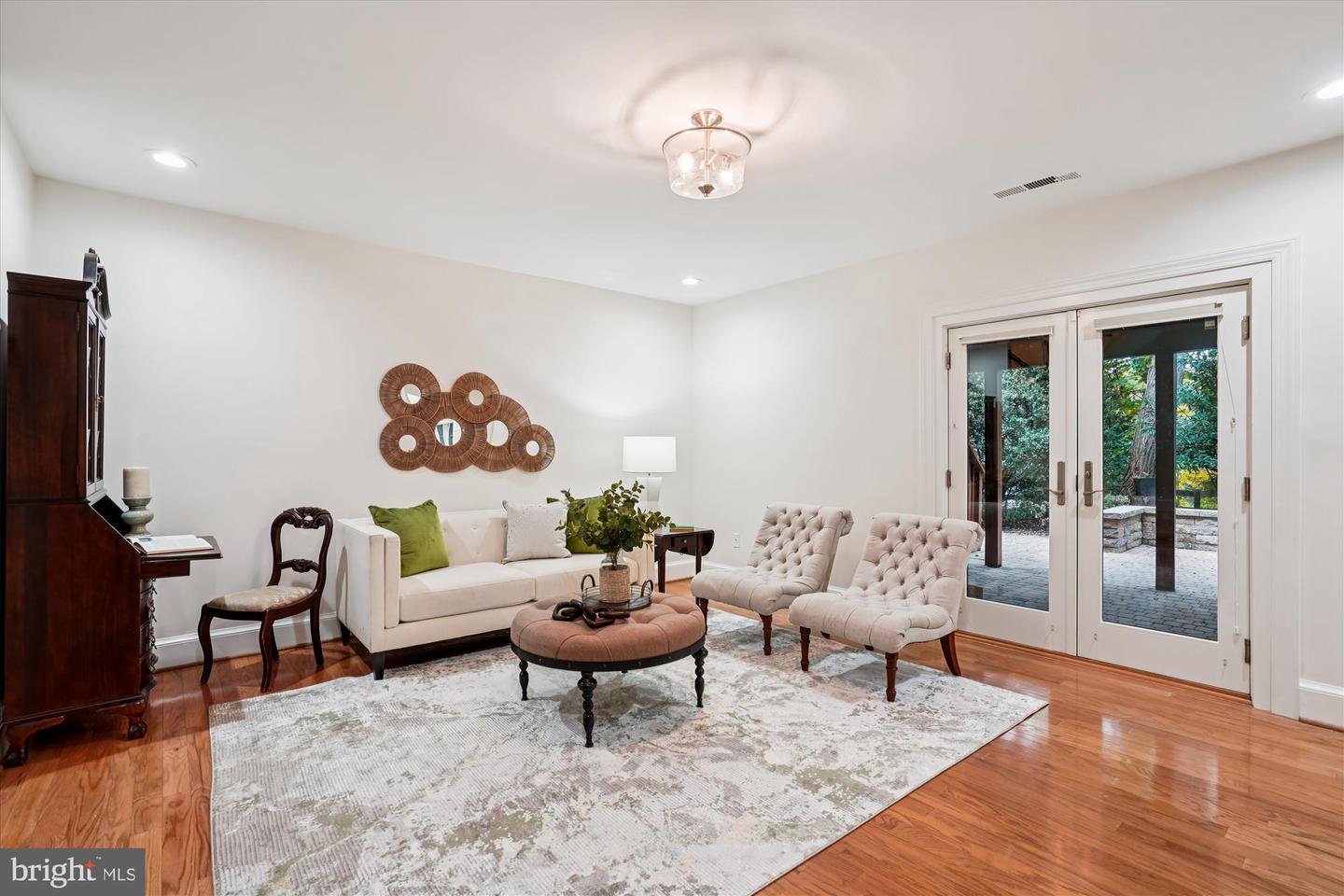 7252 EVANS MILL RD, MCLEAN, Virginia 22101, 4 Bedrooms Bedrooms, ,3 BathroomsBathrooms,Residential,For sale,7252 EVANS MILL RD,VAFX2274988 MLS # VAFX2274988 7252 EVANS MILL RD, MCLEAN, Virginia 22101, 4 Bedrooms Bedrooms, ,3 BathroomsBathrooms,Residential,For sale,7252 EVANS MILL RD,VAFX2274988 MLS # VAFX2274988
