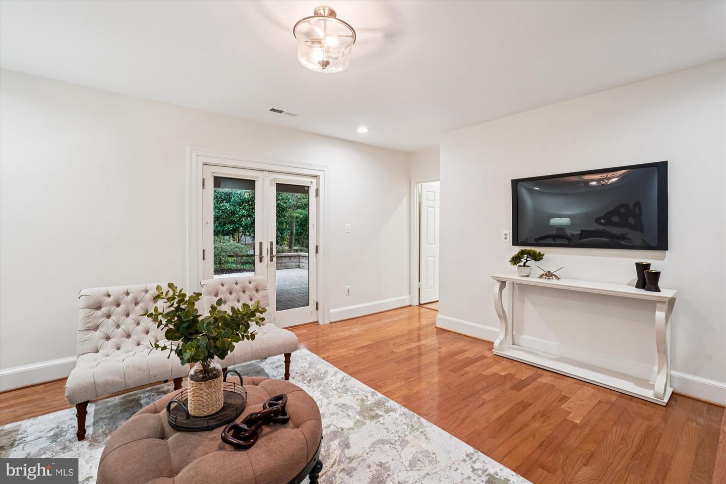 7252 EVANS MILL RD, MCLEAN, Virginia 22101, 4 Bedrooms Bedrooms, ,3 BathroomsBathrooms,Residential,For sale,7252 EVANS MILL RD,VAFX2274988 MLS # VAFX2274988 7252 EVANS MILL RD, MCLEAN, Virginia 22101, 4 Bedrooms Bedrooms, ,3 BathroomsBathrooms,Residential,For sale,7252 EVANS MILL RD,VAFX2274988 MLS # VAFX2274988