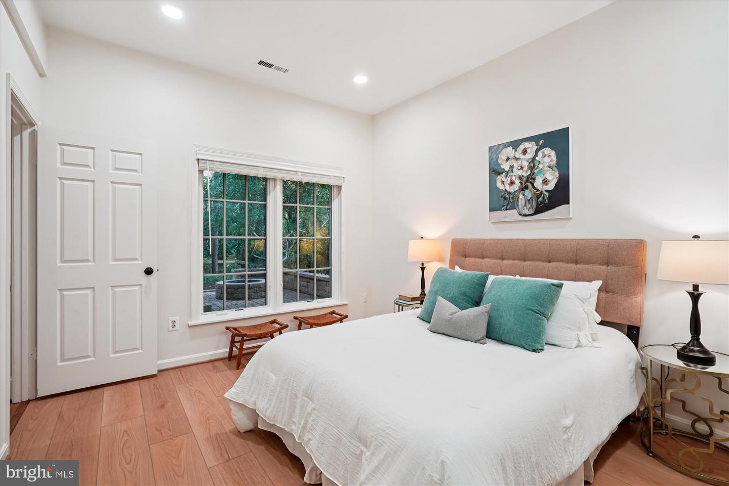 7252 EVANS MILL RD, MCLEAN, Virginia 22101, 4 Bedrooms Bedrooms, ,3 BathroomsBathrooms,Residential,For sale,7252 EVANS MILL RD,VAFX2274988 MLS # VAFX2274988 7252 EVANS MILL RD, MCLEAN, Virginia 22101, 4 Bedrooms Bedrooms, ,3 BathroomsBathrooms,Residential,For sale,7252 EVANS MILL RD,VAFX2274988 MLS # VAFX2274988
