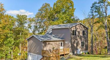 490 BLACK TWIG RD, LINDEN, Virginia 22642, 3 Bedrooms Bedrooms, ,2 BathroomsBathrooms,Residential,For sale,490 BLACK TWIG RD,VAWR2012562 MLS # VAWR2012562