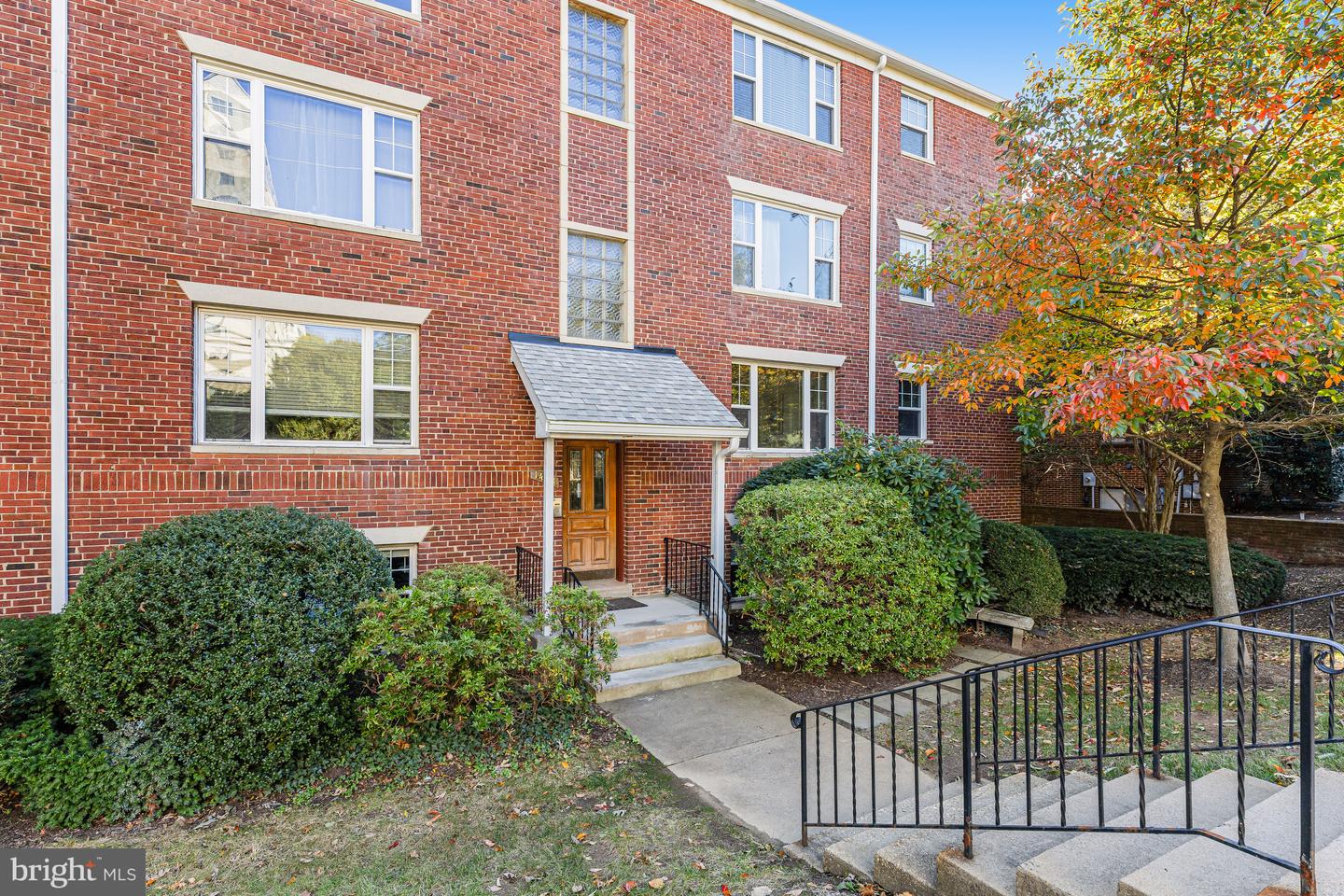 1404 12TH ST N #32, ARLINGTON, Virginia 22209, 1 Bedroom Bedrooms, ,1 BathroomBathrooms,Residential,For sale,1404 12TH ST N #32,VAAR2065002 MLS # VAAR2065002