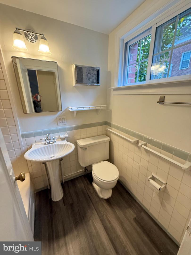 3460 MARTHA CUSTIS DR, ALEXANDRIA, Virginia 22302, 1 Bedroom Bedrooms, ,1 BathroomBathrooms,Residential,For sale,3460 MARTHA CUSTIS DR,VAAX2050954 MLS # VAAX2050954 3460 MARTHA CUSTIS DR, ALEXANDRIA, Virginia 22302, 1 Bedroom Bedrooms, ,1 BathroomBathrooms,Residential,For sale,3460 MARTHA CUSTIS DR,VAAX2050954 MLS # VAAX2050954