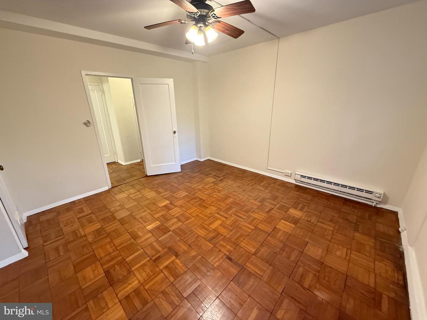 3460 MARTHA CUSTIS DR, ALEXANDRIA, Virginia 22302, 1 Bedroom Bedrooms, ,1 BathroomBathrooms,Residential,For sale,3460 MARTHA CUSTIS DR,VAAX2050954 MLS # VAAX2050954 3460 MARTHA CUSTIS DR, ALEXANDRIA, Virginia 22302, 1 Bedroom Bedrooms, ,1 BathroomBathrooms,Residential,For sale,3460 MARTHA CUSTIS DR,VAAX2050954 MLS # VAAX2050954