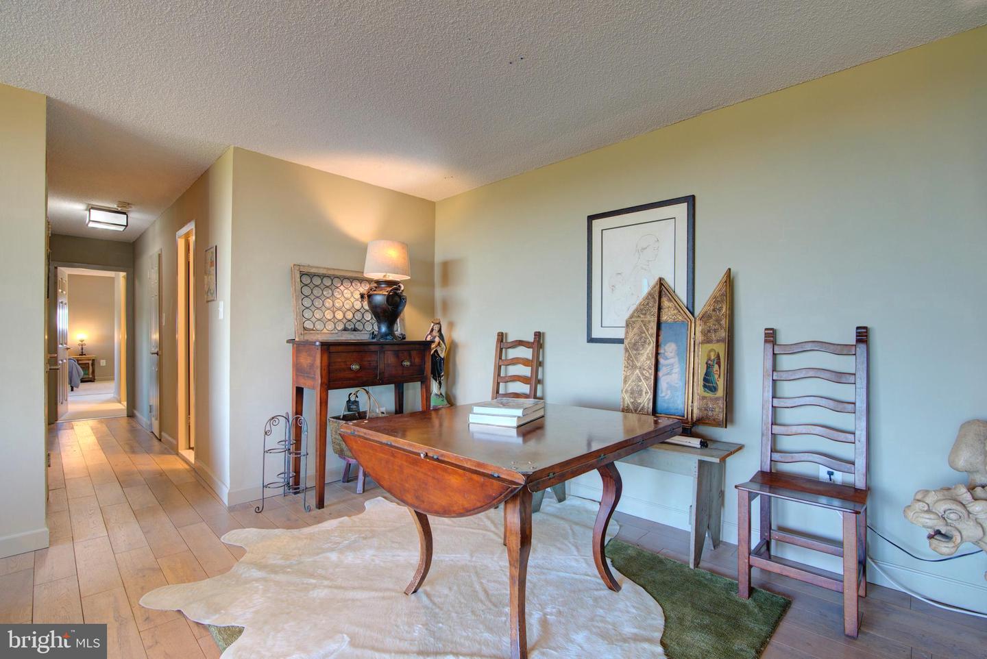 2500 N VAN DORN ST #801, ALEXANDRIA, Virginia 22302, 3 Bedrooms Bedrooms, ,2 BathroomsBathrooms,Residential,For sale,2500 N VAN DORN ST #801,VAAX2050904 MLS # VAAX2050904 2500 N VAN DORN ST #801, ALEXANDRIA, Virginia 22302, 3 Bedrooms Bedrooms, ,2 BathroomsBathrooms,Residential,For sale,2500 N VAN DORN ST #801,VAAX2050904 MLS # VAAX2050904