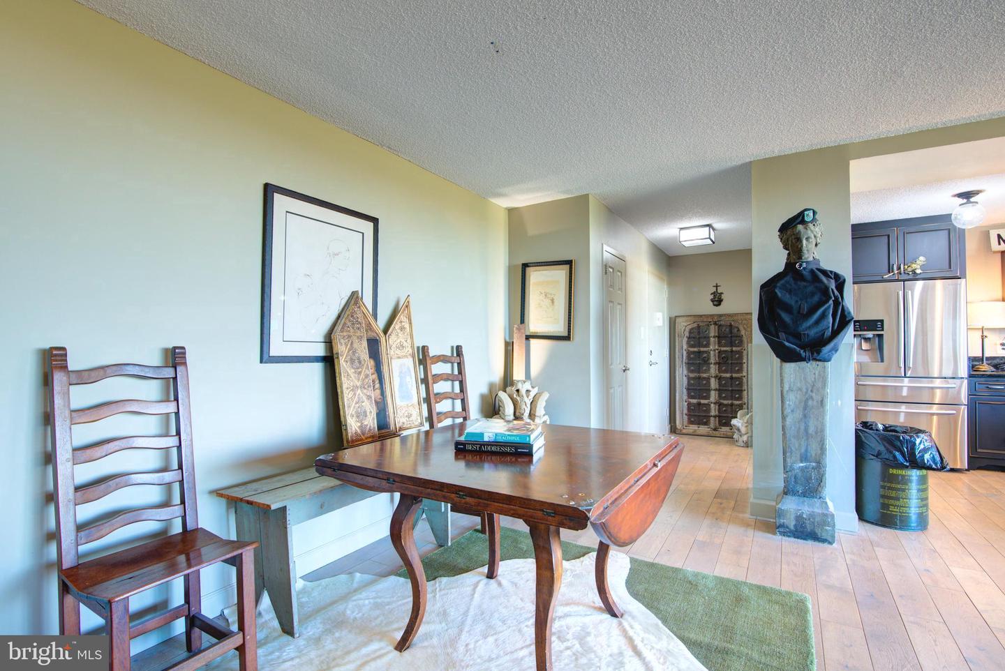 2500 N VAN DORN ST #801, ALEXANDRIA, Virginia 22302, 3 Bedrooms Bedrooms, ,2 BathroomsBathrooms,Residential,For sale,2500 N VAN DORN ST #801,VAAX2050904 MLS # VAAX2050904 2500 N VAN DORN ST #801, ALEXANDRIA, Virginia 22302, 3 Bedrooms Bedrooms, ,2 BathroomsBathrooms,Residential,For sale,2500 N VAN DORN ST #801,VAAX2050904 MLS # VAAX2050904