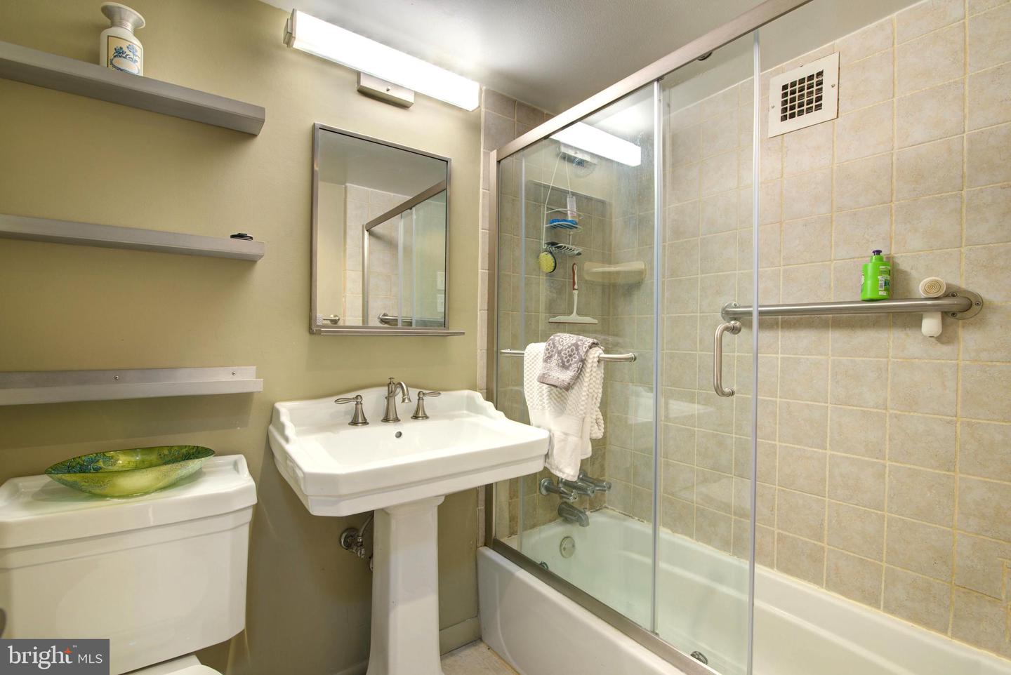 2500 N VAN DORN ST #801, ALEXANDRIA, Virginia 22302, 3 Bedrooms Bedrooms, ,2 BathroomsBathrooms,Residential,For sale,2500 N VAN DORN ST #801,VAAX2050904 MLS # VAAX2050904 2500 N VAN DORN ST #801, ALEXANDRIA, Virginia 22302, 3 Bedrooms Bedrooms, ,2 BathroomsBathrooms,Residential,For sale,2500 N VAN DORN ST #801,VAAX2050904 MLS # VAAX2050904