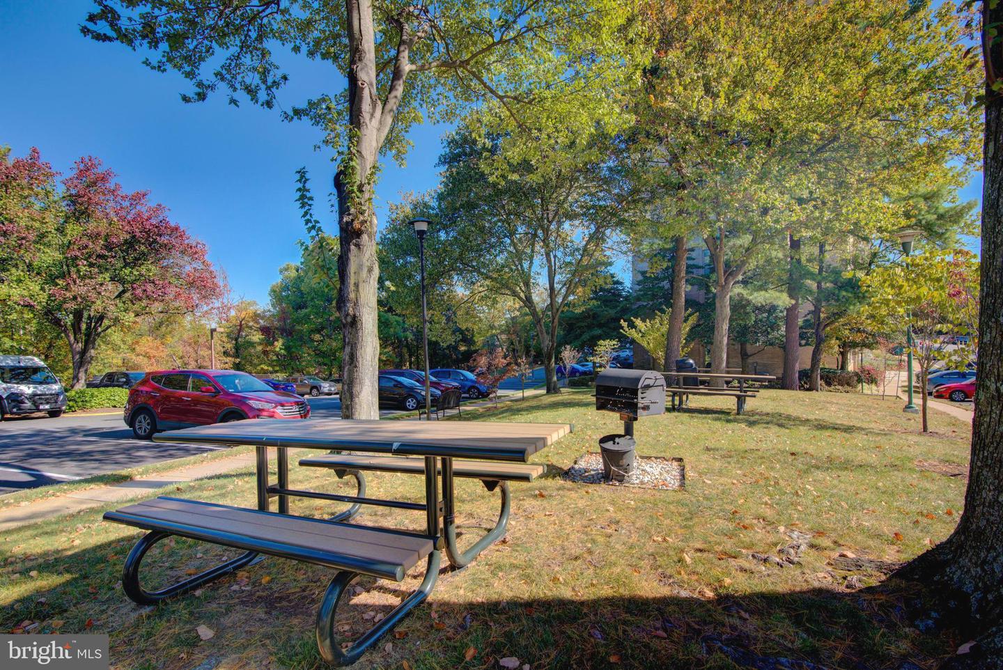 2500 N VAN DORN ST #801, ALEXANDRIA, Virginia 22302, 3 Bedrooms Bedrooms, ,2 BathroomsBathrooms,Residential,For sale,2500 N VAN DORN ST #801,VAAX2050904 MLS # VAAX2050904 2500 N VAN DORN ST #801, ALEXANDRIA, Virginia 22302, 3 Bedrooms Bedrooms, ,2 BathroomsBathrooms,Residential,For sale,2500 N VAN DORN ST #801,VAAX2050904 MLS # VAAX2050904