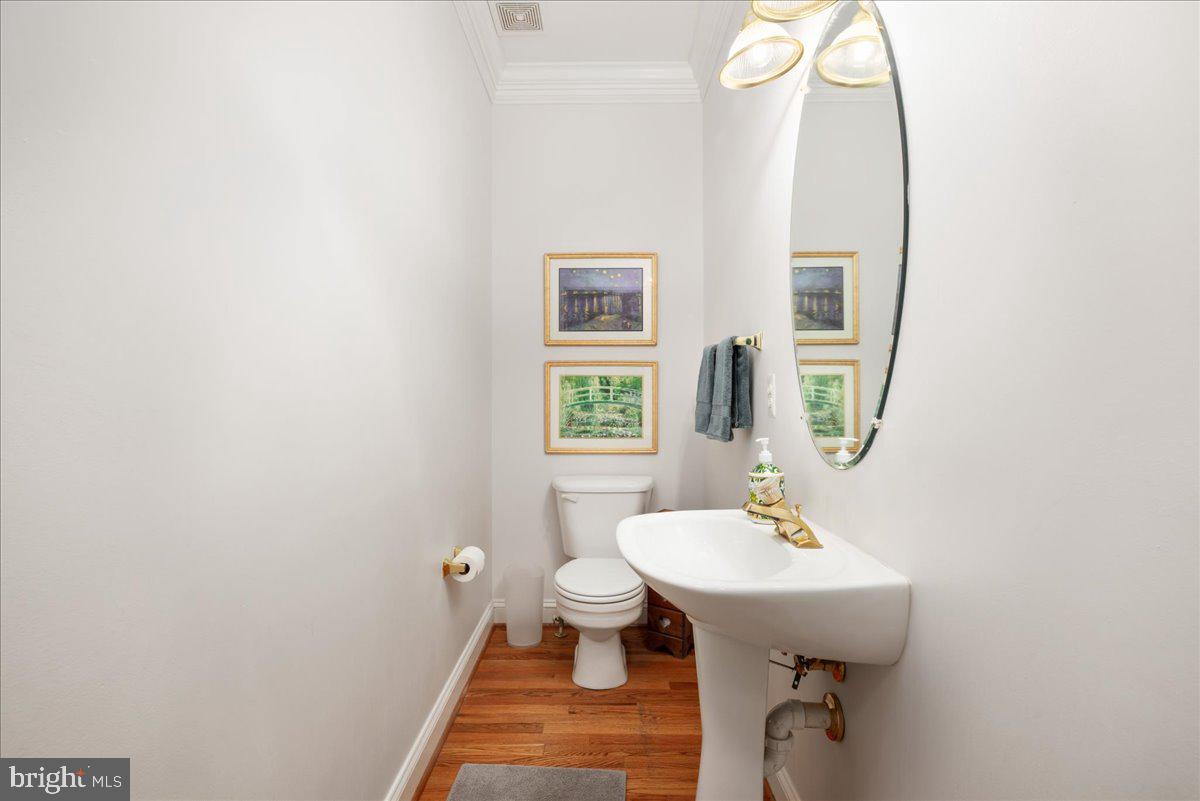 12243 SEDGEWAY LN, LOVETTSVILLE, Virginia 20180, 4 Bedrooms Bedrooms, ,2 BathroomsBathrooms,Residential,For sale,12243 SEDGEWAY LN,VALO2109038 MLS # VALO2109038 12243 SEDGEWAY LN, LOVETTSVILLE, Virginia 20180, 4 Bedrooms Bedrooms, ,2 BathroomsBathrooms,Residential,For sale,12243 SEDGEWAY LN,VALO2109038 MLS # VALO2109038