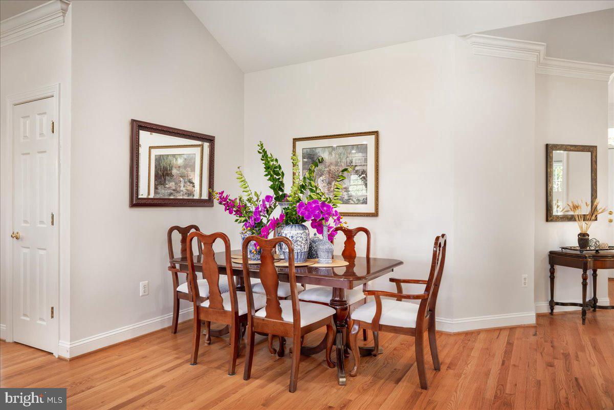 12243 SEDGEWAY LN, LOVETTSVILLE, Virginia 20180, 4 Bedrooms Bedrooms, ,2 BathroomsBathrooms,Residential,For sale,12243 SEDGEWAY LN,VALO2109038 MLS # VALO2109038 12243 SEDGEWAY LN, LOVETTSVILLE, Virginia 20180, 4 Bedrooms Bedrooms, ,2 BathroomsBathrooms,Residential,For sale,12243 SEDGEWAY LN,VALO2109038 MLS # VALO2109038