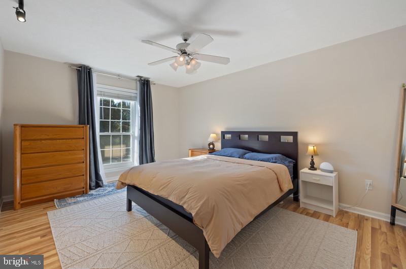 10164 OAKTON TERRACE RD, OAKTON, Virginia 22124, 2 Bedrooms Bedrooms, ,1 BathroomBathrooms,Residential,For sale,10164 OAKTON TERRACE RD,VAFX2274822 MLS # VAFX2274822 10164 OAKTON TERRACE RD, OAKTON, Virginia 22124, 2 Bedrooms Bedrooms, ,1 BathroomBathrooms,Residential,For sale,10164 OAKTON TERRACE RD,VAFX2274822 MLS # VAFX2274822