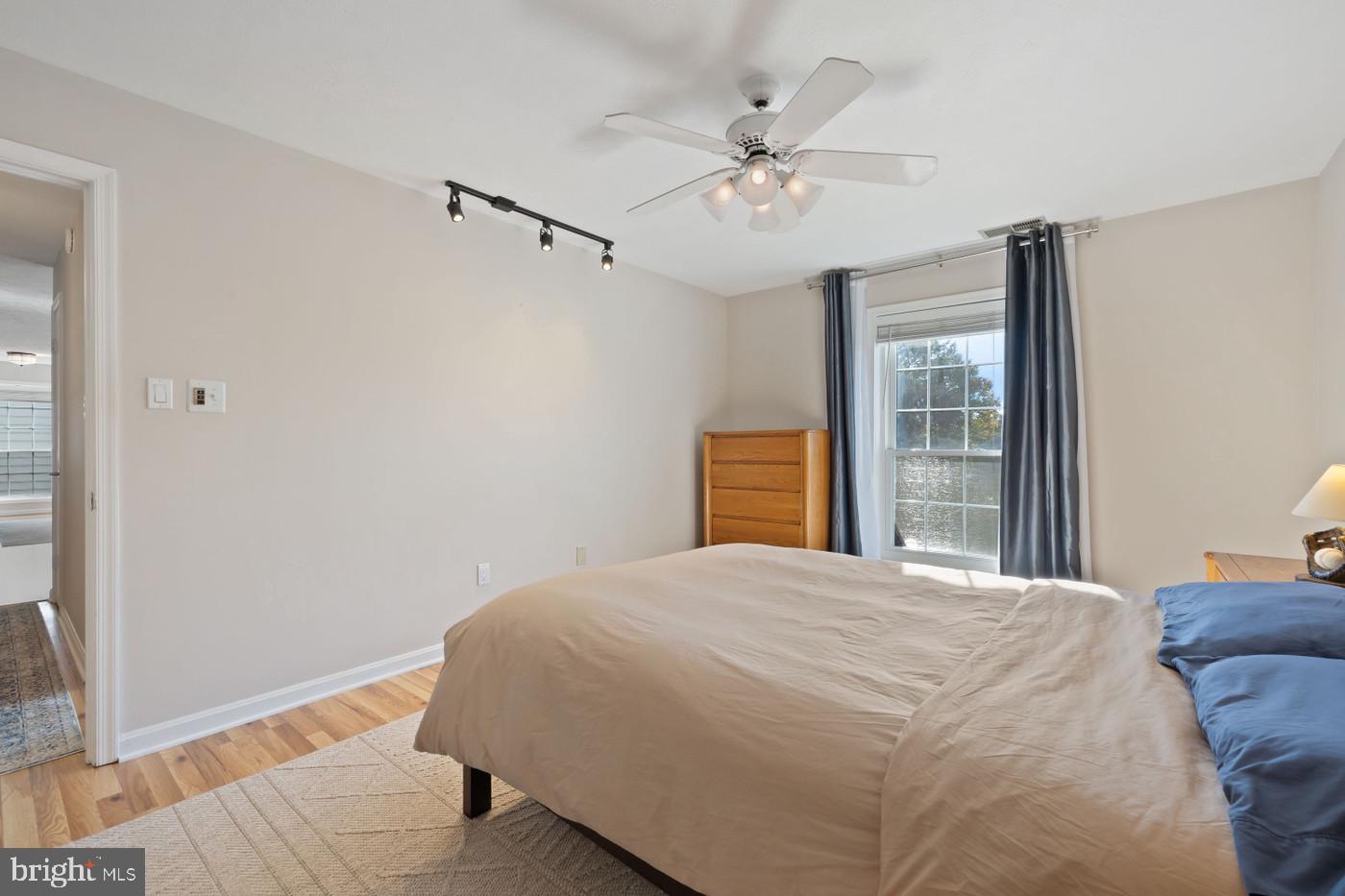 10164 OAKTON TERRACE RD, OAKTON, Virginia 22124, 2 Bedrooms Bedrooms, ,1 BathroomBathrooms,Residential,For sale,10164 OAKTON TERRACE RD,VAFX2274822 MLS # VAFX2274822 10164 OAKTON TERRACE RD, OAKTON, Virginia 22124, 2 Bedrooms Bedrooms, ,1 BathroomBathrooms,Residential,For sale,10164 OAKTON TERRACE RD,VAFX2274822 MLS # VAFX2274822