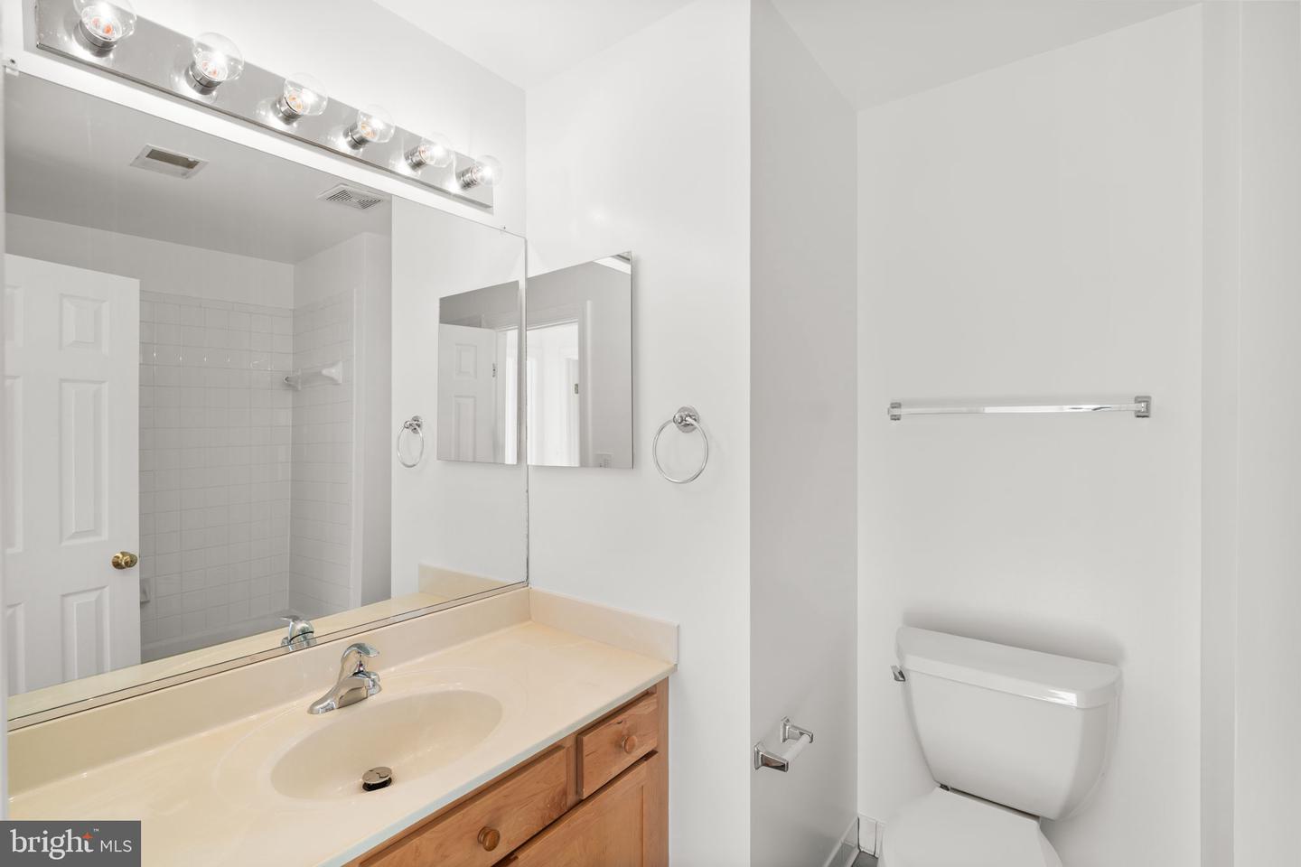2353 CONIFER LN, FALLS CHURCH, Virginia 22046, 5 Bedrooms Bedrooms, ,3 BathroomsBathrooms,Residential,For sale,2353 CONIFER LN,VAFX2274890 MLS # VAFX2274890 2353 CONIFER LN, FALLS CHURCH, Virginia 22046, 5 Bedrooms Bedrooms, ,3 BathroomsBathrooms,Residential,For sale,2353 CONIFER LN,VAFX2274890 MLS # VAFX2274890
