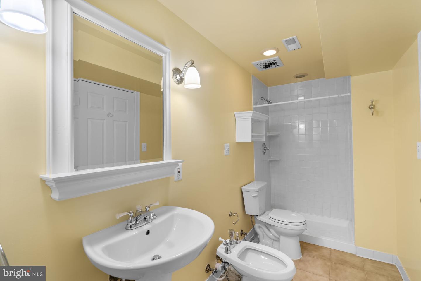 2353 CONIFER LN, FALLS CHURCH, Virginia 22046, 5 Bedrooms Bedrooms, ,3 BathroomsBathrooms,Residential,For sale,2353 CONIFER LN,VAFX2274890 MLS # VAFX2274890 2353 CONIFER LN, FALLS CHURCH, Virginia 22046, 5 Bedrooms Bedrooms, ,3 BathroomsBathrooms,Residential,For sale,2353 CONIFER LN,VAFX2274890 MLS # VAFX2274890