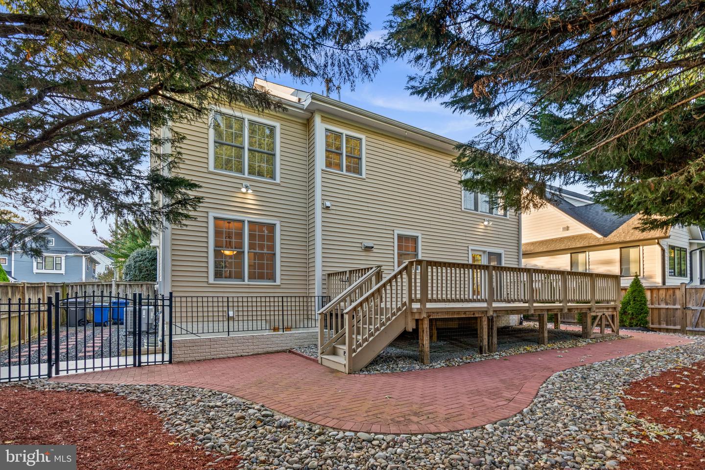 2353 CONIFER LN, FALLS CHURCH, Virginia 22046, 5 Bedrooms Bedrooms, ,3 BathroomsBathrooms,Residential,For sale,2353 CONIFER LN,VAFX2274890 MLS # VAFX2274890 2353 CONIFER LN, FALLS CHURCH, Virginia 22046, 5 Bedrooms Bedrooms, ,3 BathroomsBathrooms,Residential,For sale,2353 CONIFER LN,VAFX2274890 MLS # VAFX2274890