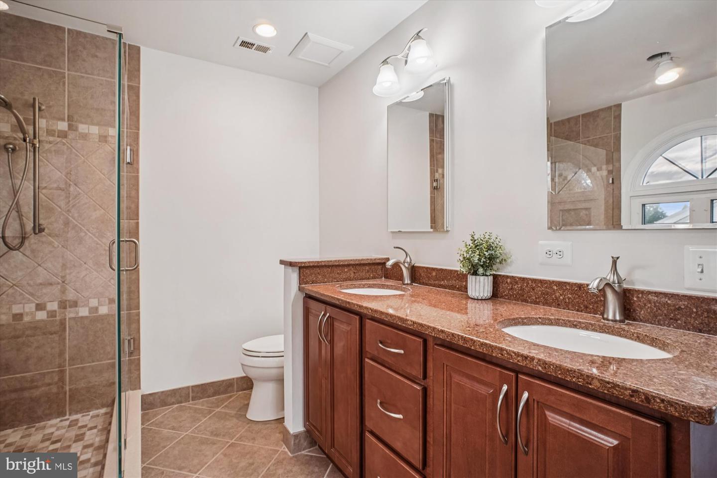5417 GLADEWRIGHT DR, CENTREVILLE, Virginia 20120, 4 Bedrooms Bedrooms, ,3 BathroomsBathrooms,Residential,For sale,5417 GLADEWRIGHT DR,VAFX2275104 MLS # VAFX2275104 5417 GLADEWRIGHT DR, CENTREVILLE, Virginia 20120, 4 Bedrooms Bedrooms, ,3 BathroomsBathrooms,Residential,For sale,5417 GLADEWRIGHT DR,VAFX2275104 MLS # VAFX2275104