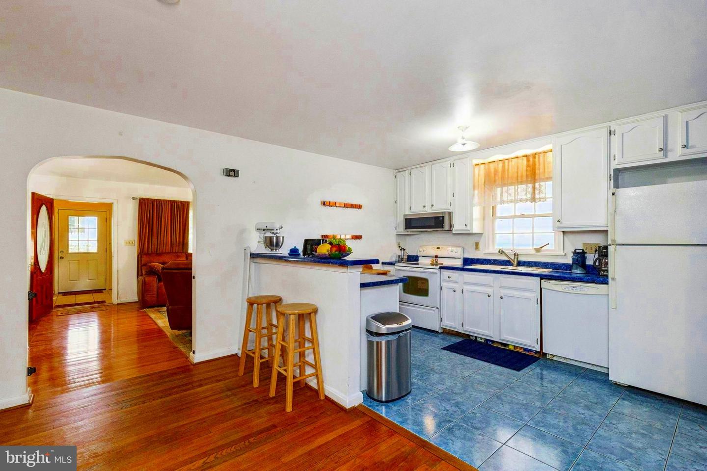 208 CHESTNUT ST, MIDDLEBURG, Virginia 20117, 2 Bedrooms Bedrooms, ,2 BathroomsBathrooms,Residential,For sale,208 CHESTNUT ST,VALO2109210 MLS # VALO2109210 208 CHESTNUT ST, MIDDLEBURG, Virginia 20117, 2 Bedrooms Bedrooms, ,2 BathroomsBathrooms,Residential,For sale,208 CHESTNUT ST,VALO2109210 MLS # VALO2109210