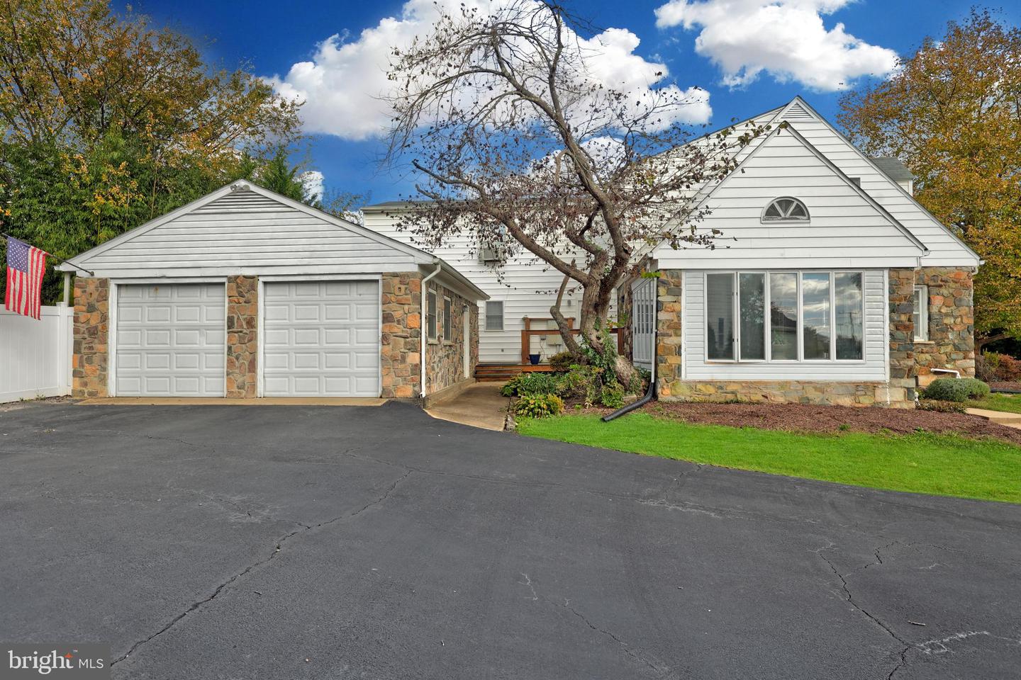 141 S NURSERY AVE, PURCELLVILLE, Virginia 20132, 5 Bedrooms Bedrooms, ,3 BathroomsBathrooms,Residential,For sale,141 S NURSERY AVE,VALO2109218 MLS # VALO2109218 141 S NURSERY AVE, PURCELLVILLE, Virginia 20132, 5 Bedrooms Bedrooms, ,3 BathroomsBathrooms,Residential,For sale,141 S NURSERY AVE,VALO2109218 MLS # VALO2109218