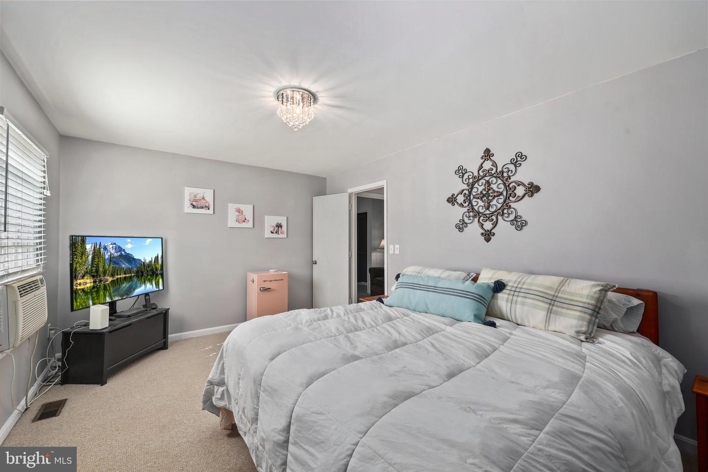 141 S NURSERY AVE, PURCELLVILLE, Virginia 20132, 5 Bedrooms Bedrooms, ,3 BathroomsBathrooms,Residential,For sale,141 S NURSERY AVE,VALO2109218 MLS # VALO2109218 141 S NURSERY AVE, PURCELLVILLE, Virginia 20132, 5 Bedrooms Bedrooms, ,3 BathroomsBathrooms,Residential,For sale,141 S NURSERY AVE,VALO2109218 MLS # VALO2109218