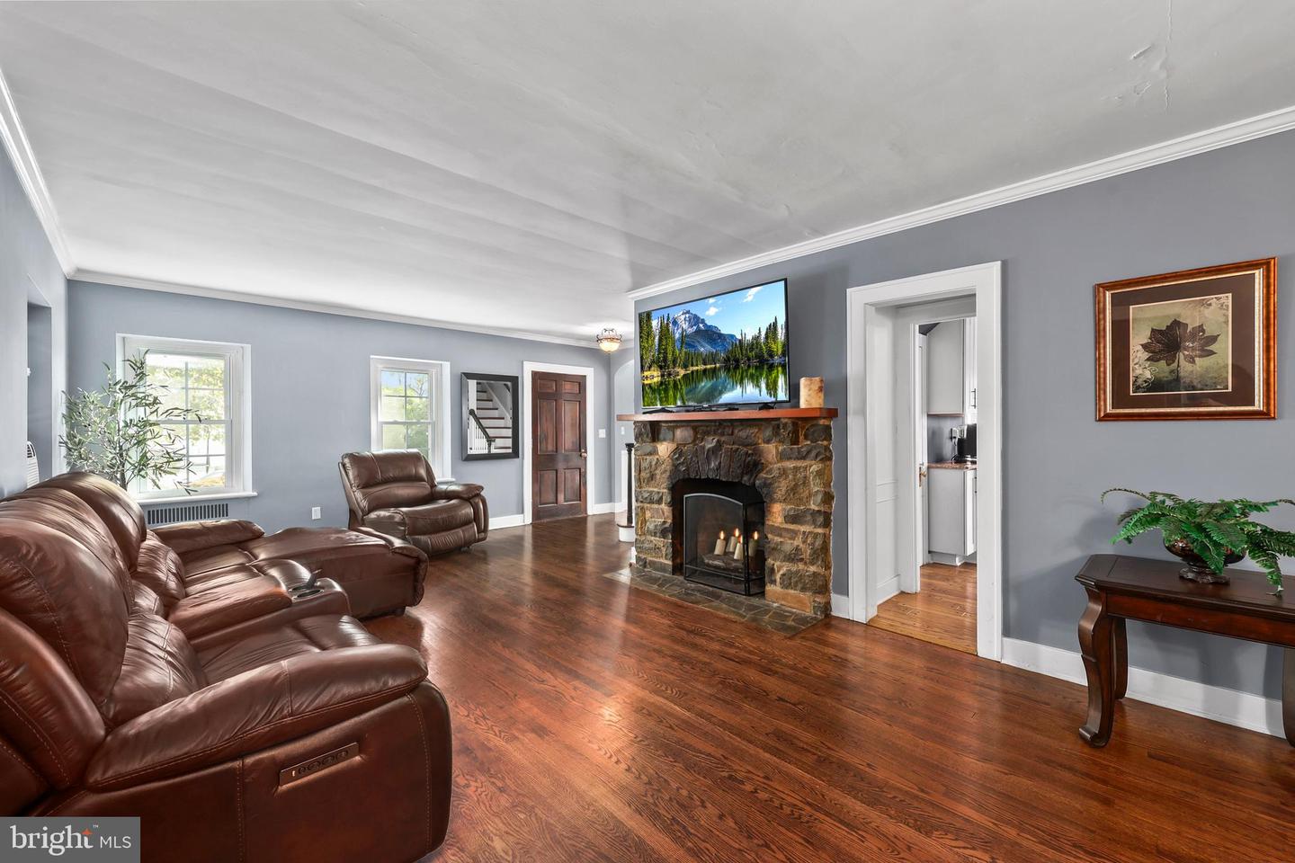 141 S NURSERY AVE, PURCELLVILLE, Virginia 20132, 5 Bedrooms Bedrooms, ,3 BathroomsBathrooms,Residential,For sale,141 S NURSERY AVE,VALO2109218 MLS # VALO2109218 141 S NURSERY AVE, PURCELLVILLE, Virginia 20132, 5 Bedrooms Bedrooms, ,3 BathroomsBathrooms,Residential,For sale,141 S NURSERY AVE,VALO2109218 MLS # VALO2109218