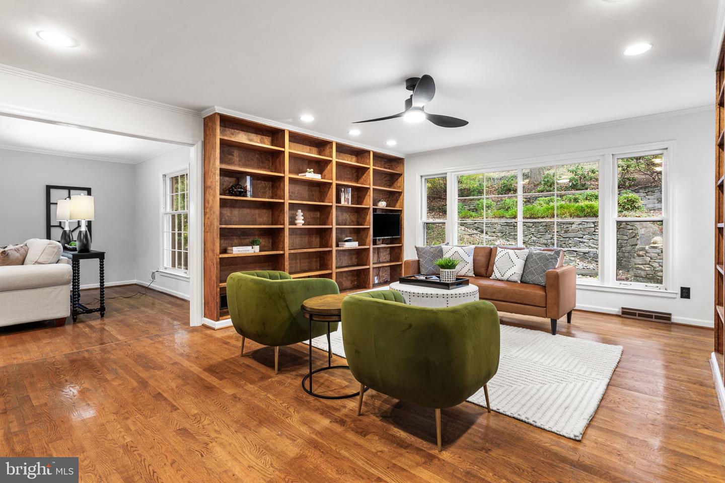 7404 RIPPON RD, ALEXANDRIA, Virginia 22307, 4 Bedrooms Bedrooms, ,2 BathroomsBathrooms,Residential,For sale,7404 RIPPON RD,VAFX2275190 MLS # VAFX2275190 7404 RIPPON RD, ALEXANDRIA, Virginia 22307, 4 Bedrooms Bedrooms, ,2 BathroomsBathrooms,Residential,For sale,7404 RIPPON RD,VAFX2275190 MLS # VAFX2275190