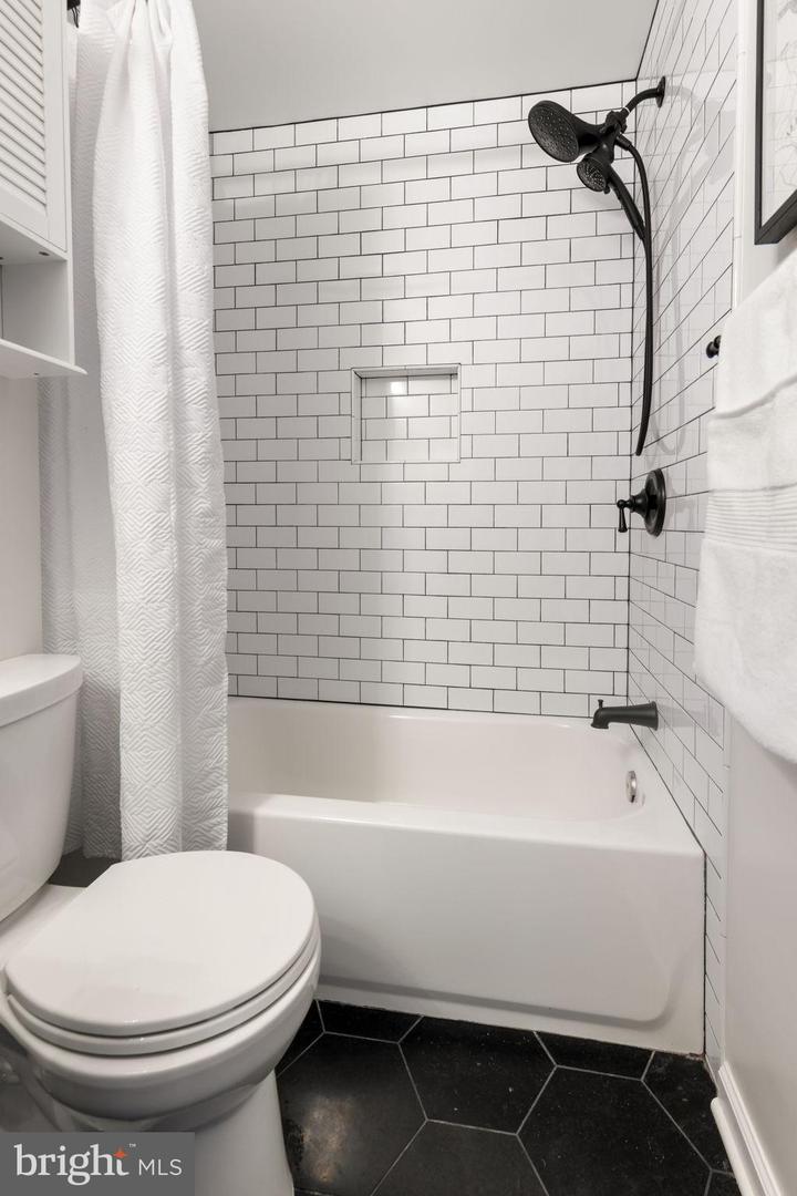 6223 WALKERS CROFT WAY, ALEXANDRIA, Virginia 22315, 2 Bedrooms Bedrooms, 5 Rooms Rooms,2 BathroomsBathrooms,Residential,For sale,6223 WALKERS CROFT WAY,VAFX2275234 MLS # VAFX2275234 6223 WALKERS CROFT WAY, ALEXANDRIA, Virginia 22315, 2 Bedrooms Bedrooms, 5 Rooms Rooms,2 BathroomsBathrooms,Residential,For sale,6223 WALKERS CROFT WAY,VAFX2275234 MLS # VAFX2275234