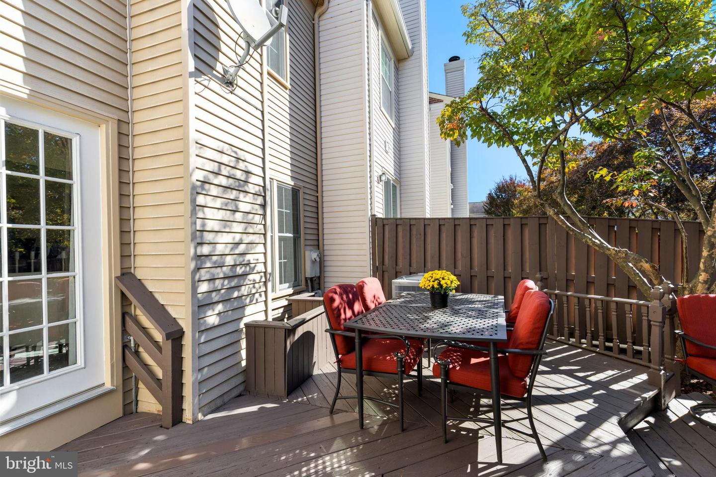 6223 WALKERS CROFT WAY, ALEXANDRIA, Virginia 22315, 2 Bedrooms Bedrooms, 5 Rooms Rooms,2 BathroomsBathrooms,Residential,For sale,6223 WALKERS CROFT WAY,VAFX2275234 MLS # VAFX2275234 6223 WALKERS CROFT WAY, ALEXANDRIA, Virginia 22315, 2 Bedrooms Bedrooms, 5 Rooms Rooms,2 BathroomsBathrooms,Residential,For sale,6223 WALKERS CROFT WAY,VAFX2275234 MLS # VAFX2275234
