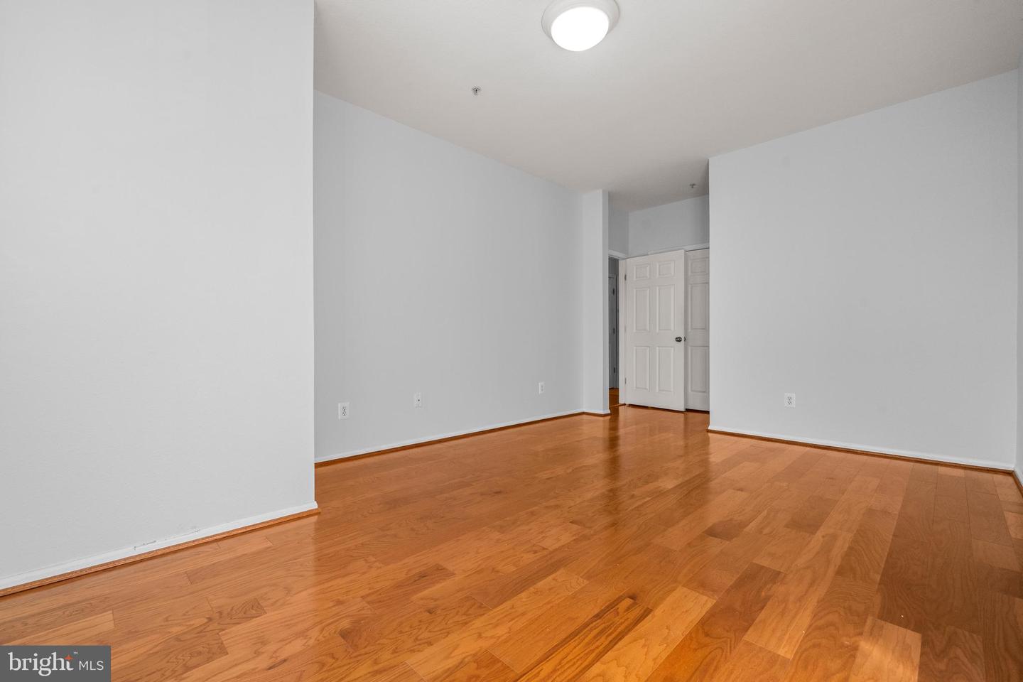 1570 SPRING GATE DR #7213, MCLEAN, Virginia 22102, 2 Bedrooms Bedrooms, 6 Rooms Rooms,2 BathroomsBathrooms,Residential,For sale,1570 SPRING GATE DR #7213,VAFX2275236 MLS # VAFX2275236 1570 SPRING GATE DR #7213, MCLEAN, Virginia 22102, 2 Bedrooms Bedrooms, 6 Rooms Rooms,2 BathroomsBathrooms,Residential,For sale,1570 SPRING GATE DR #7213,VAFX2275236 MLS # VAFX2275236