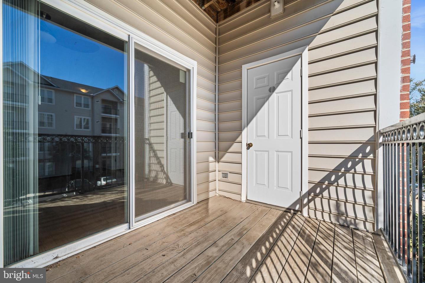 1570 SPRING GATE DR #7213, MCLEAN, Virginia 22102, 2 Bedrooms Bedrooms, 6 Rooms Rooms,2 BathroomsBathrooms,Residential,For sale,1570 SPRING GATE DR #7213,VAFX2275236 MLS # VAFX2275236 1570 SPRING GATE DR #7213, MCLEAN, Virginia 22102, 2 Bedrooms Bedrooms, 6 Rooms Rooms,2 BathroomsBathrooms,Residential,For sale,1570 SPRING GATE DR #7213,VAFX2275236 MLS # VAFX2275236
