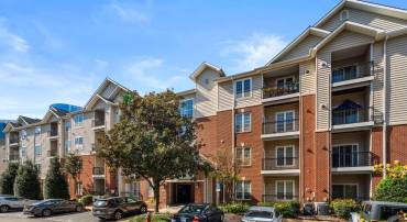 1570 SPRING GATE DR #7213, MCLEAN, Virginia 22102, 2 Bedrooms Bedrooms, 6 Rooms Rooms,2 BathroomsBathrooms,Residential,For sale,1570 SPRING GATE DR #7213,VAFX2275236 MLS # VAFX2275236
