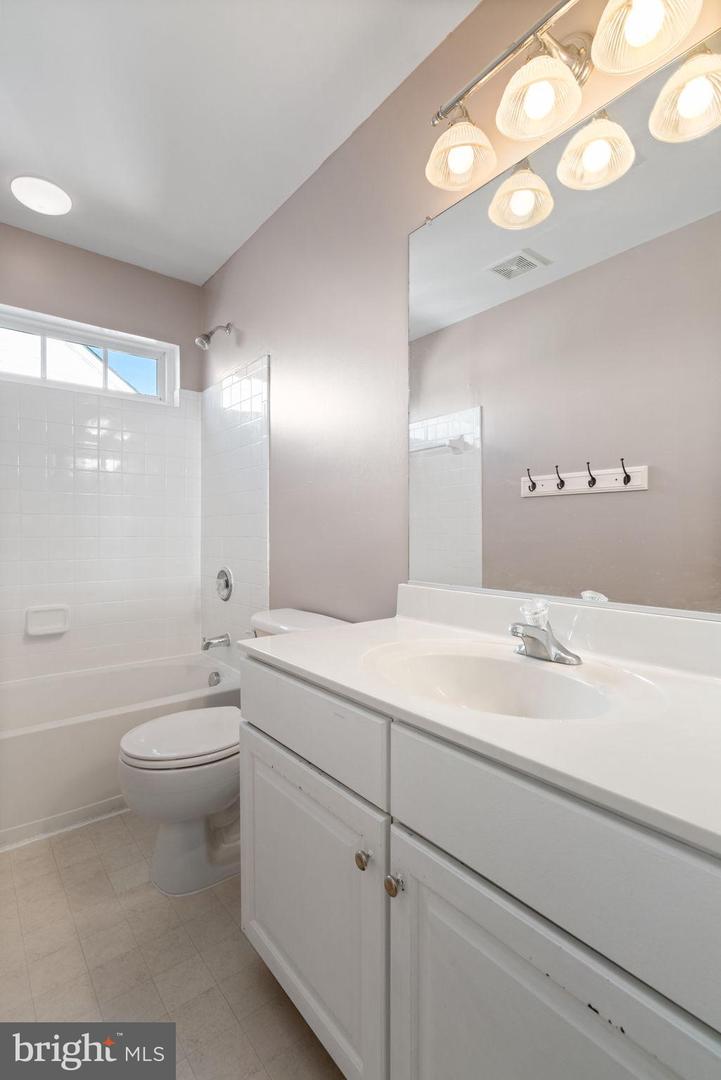 576 WOODRUFF LN, CULPEPER, Virginia 22701, 5 Bedrooms Bedrooms, 9 Rooms Rooms,3 BathroomsBathrooms,Residential,For sale,576 WOODRUFF LN,VACU2011838 MLS # VACU2011838 576 WOODRUFF LN, CULPEPER, Virginia 22701, 5 Bedrooms Bedrooms, 9 Rooms Rooms,3 BathroomsBathrooms,Residential,For sale,576 WOODRUFF LN,VACU2011838 MLS # VACU2011838