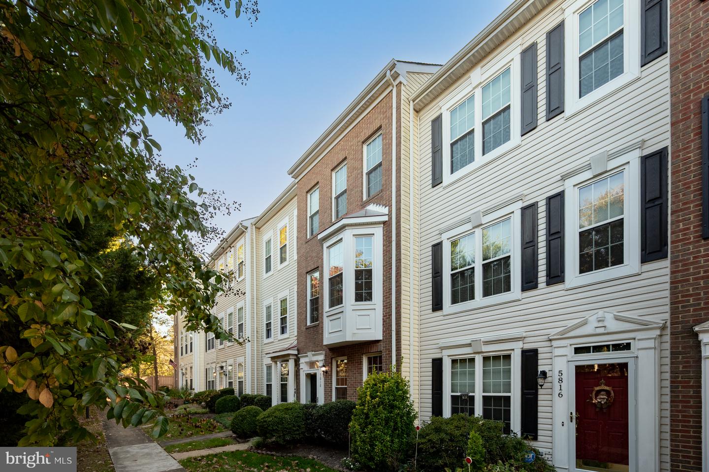 5818 COWLING CT, ALEXANDRIA, Virginia 22304, 3 Bedrooms Bedrooms, ,3 BathroomsBathrooms,Residential,For sale,5818 COWLING CT,VAAX2050984 MLS # VAAX2050984 5818 COWLING CT, ALEXANDRIA, Virginia 22304, 3 Bedrooms Bedrooms, ,3 BathroomsBathrooms,Residential,For sale,5818 COWLING CT,VAAX2050984 MLS # VAAX2050984