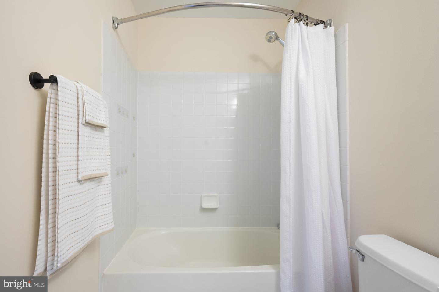 5818 COWLING CT, ALEXANDRIA, Virginia 22304, 3 Bedrooms Bedrooms, ,3 BathroomsBathrooms,Residential,For sale,5818 COWLING CT,VAAX2050984 MLS # VAAX2050984 5818 COWLING CT, ALEXANDRIA, Virginia 22304, 3 Bedrooms Bedrooms, ,3 BathroomsBathrooms,Residential,For sale,5818 COWLING CT,VAAX2050984 MLS # VAAX2050984
