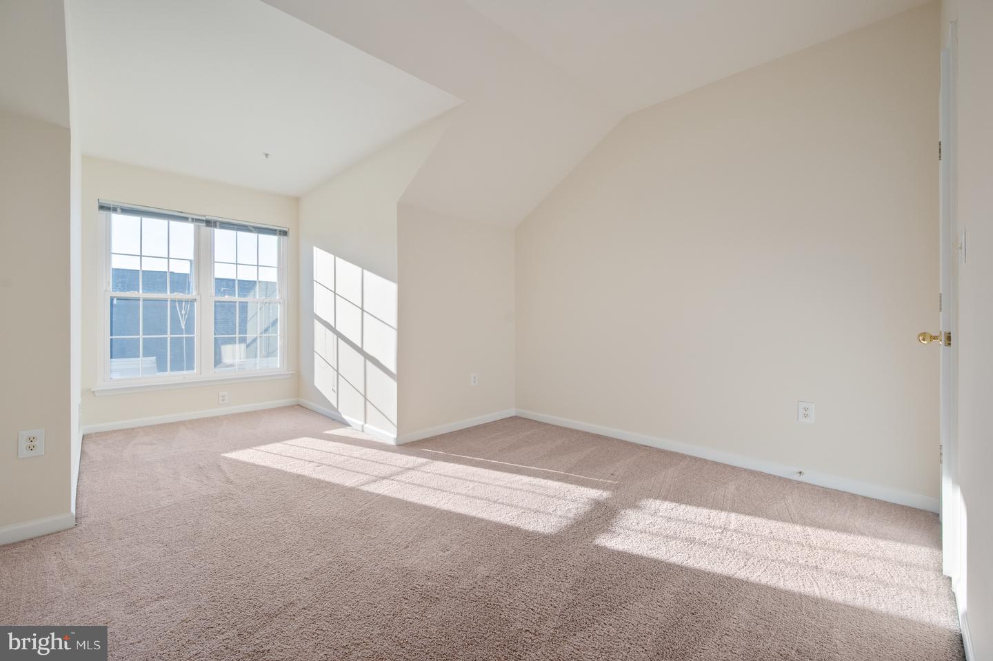 5818 COWLING CT, ALEXANDRIA, Virginia 22304, 3 Bedrooms Bedrooms, ,3 BathroomsBathrooms,Residential,For sale,5818 COWLING CT,VAAX2050984 MLS # VAAX2050984 5818 COWLING CT, ALEXANDRIA, Virginia 22304, 3 Bedrooms Bedrooms, ,3 BathroomsBathrooms,Residential,For sale,5818 COWLING CT,VAAX2050984 MLS # VAAX2050984