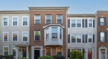 5818 COWLING CT, ALEXANDRIA, Virginia 22304, 3 Bedrooms Bedrooms, ,3 BathroomsBathrooms,Residential,For sale,5818 COWLING CT,VAAX2050984 MLS # VAAX2050984