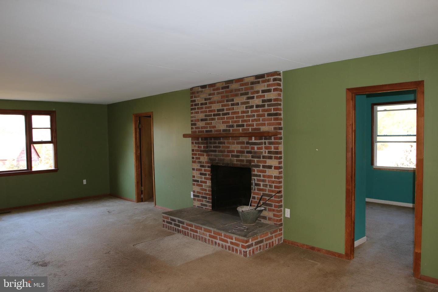 859 BRUSH CREEK, WINCHESTER, Virginia 22603, 3 Bedrooms Bedrooms, ,1 BathroomBathrooms,Residential,For sale,859 BRUSH CREEK,VAFV2037510 MLS # VAFV2037510 859 BRUSH CREEK, WINCHESTER, Virginia 22603, 3 Bedrooms Bedrooms, ,1 BathroomBathrooms,Residential,For sale,859 BRUSH CREEK,VAFV2037510 MLS # VAFV2037510