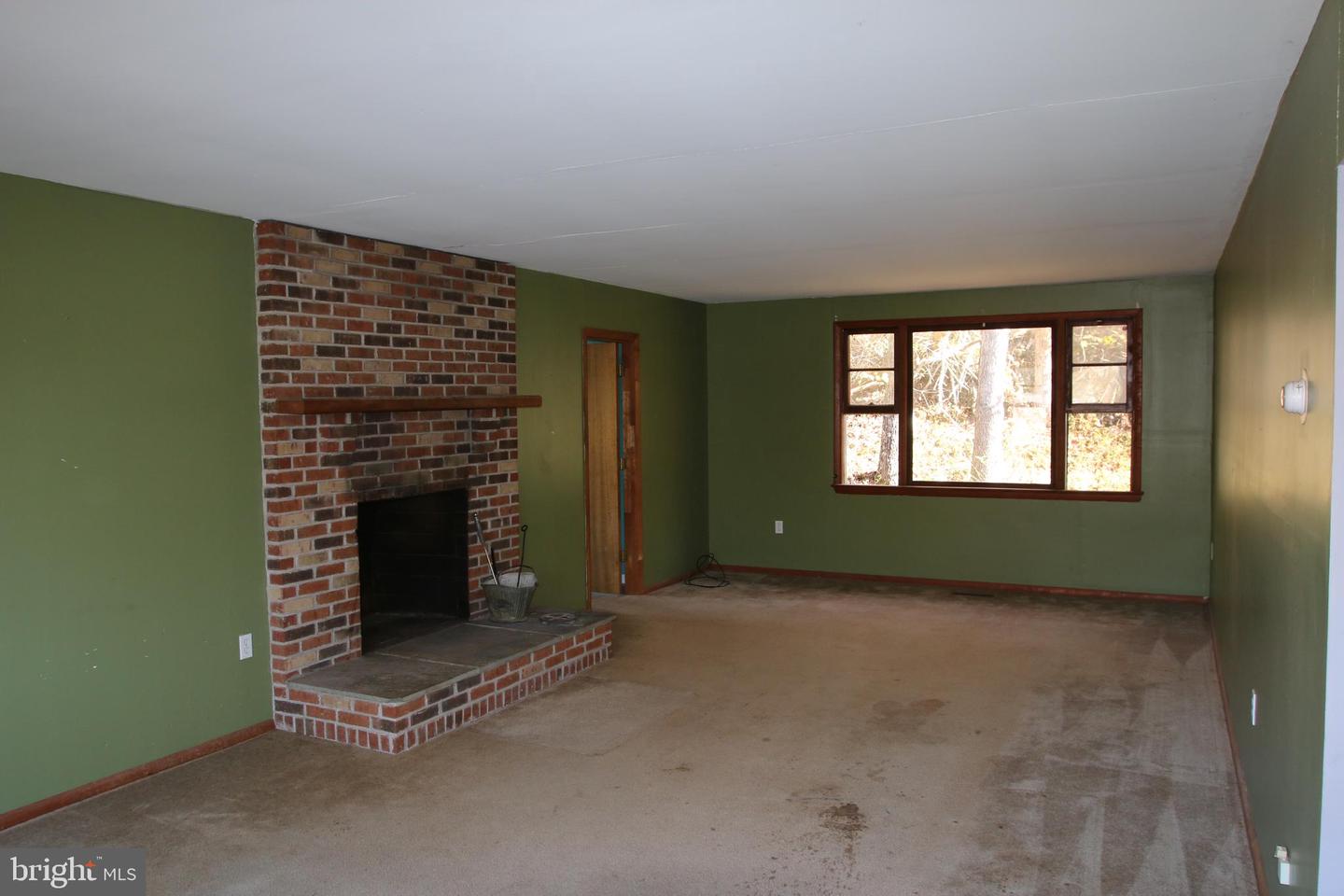 859 BRUSH CREEK, WINCHESTER, Virginia 22603, 3 Bedrooms Bedrooms, ,1 BathroomBathrooms,Residential,For sale,859 BRUSH CREEK,VAFV2037510 MLS # VAFV2037510 859 BRUSH CREEK, WINCHESTER, Virginia 22603, 3 Bedrooms Bedrooms, ,1 BathroomBathrooms,Residential,For sale,859 BRUSH CREEK,VAFV2037510 MLS # VAFV2037510