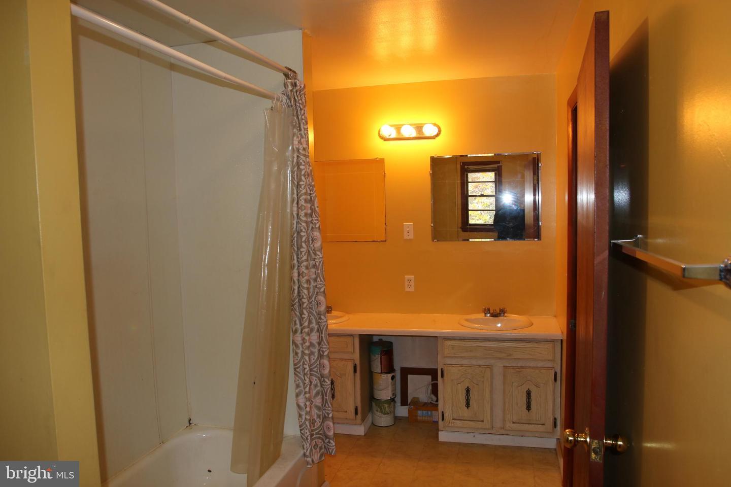 859 BRUSH CREEK, WINCHESTER, Virginia 22603, 3 Bedrooms Bedrooms, ,1 BathroomBathrooms,Residential,For sale,859 BRUSH CREEK,VAFV2037510 MLS # VAFV2037510 859 BRUSH CREEK, WINCHESTER, Virginia 22603, 3 Bedrooms Bedrooms, ,1 BathroomBathrooms,Residential,For sale,859 BRUSH CREEK,VAFV2037510 MLS # VAFV2037510
