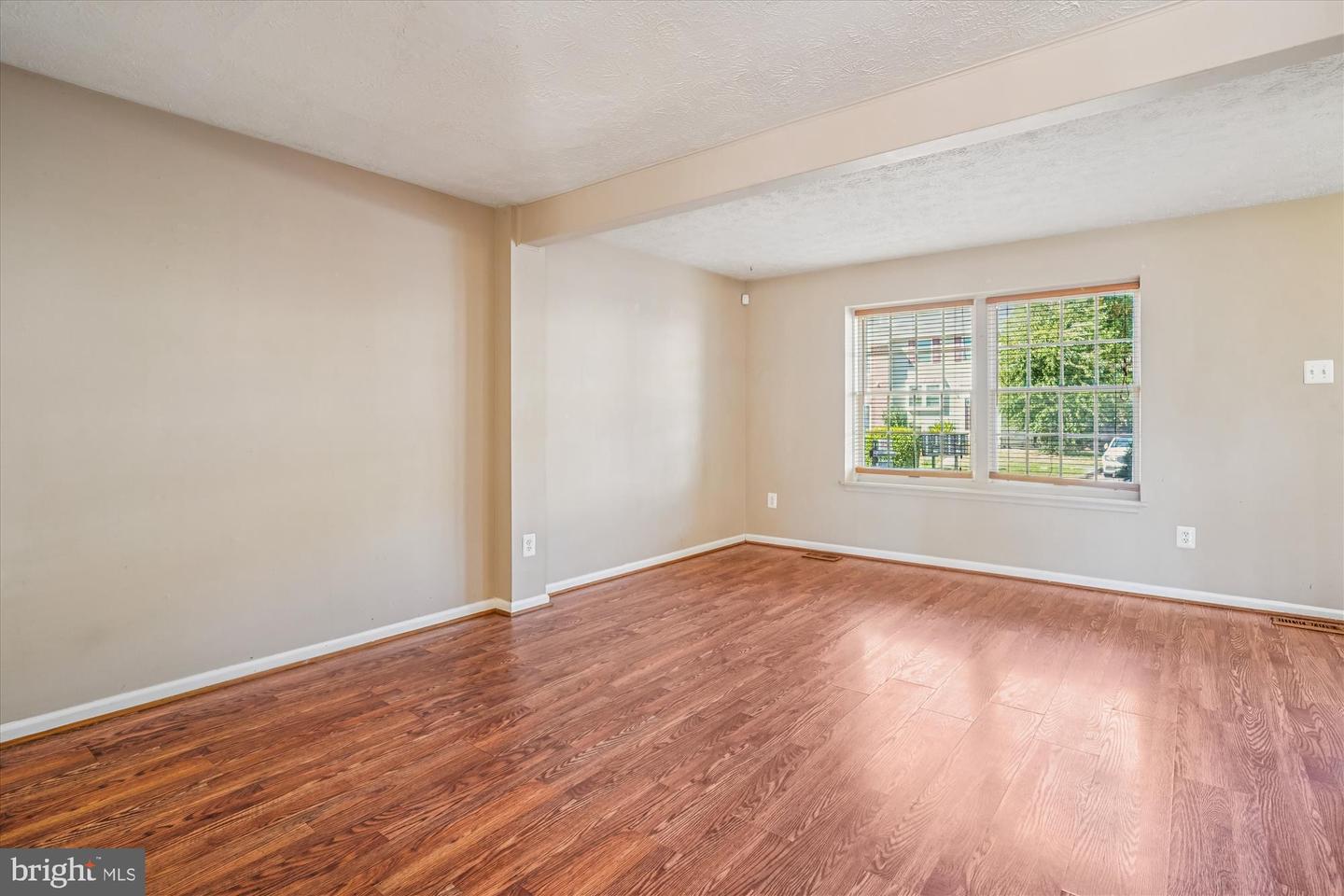 14740 WINDING LOOP, WOODBRIDGE, Virginia 22191, 3 Bedrooms Bedrooms, 12 Rooms Rooms,1 BathroomBathrooms,Residential,For sale,14740 WINDING LOOP,VAPW2106346 MLS # VAPW2106346 14740 WINDING LOOP, WOODBRIDGE, Virginia 22191, 3 Bedrooms Bedrooms, 12 Rooms Rooms,1 BathroomBathrooms,Residential,For sale,14740 WINDING LOOP,VAPW2106346 MLS # VAPW2106346