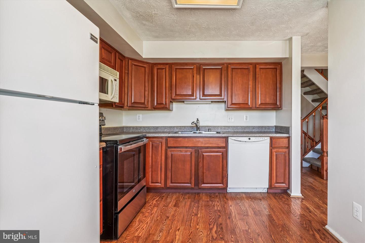 14740 WINDING LOOP, WOODBRIDGE, Virginia 22191, 3 Bedrooms Bedrooms, 12 Rooms Rooms,1 BathroomBathrooms,Residential,For sale,14740 WINDING LOOP,VAPW2106346 MLS # VAPW2106346 14740 WINDING LOOP, WOODBRIDGE, Virginia 22191, 3 Bedrooms Bedrooms, 12 Rooms Rooms,1 BathroomBathrooms,Residential,For sale,14740 WINDING LOOP,VAPW2106346 MLS # VAPW2106346