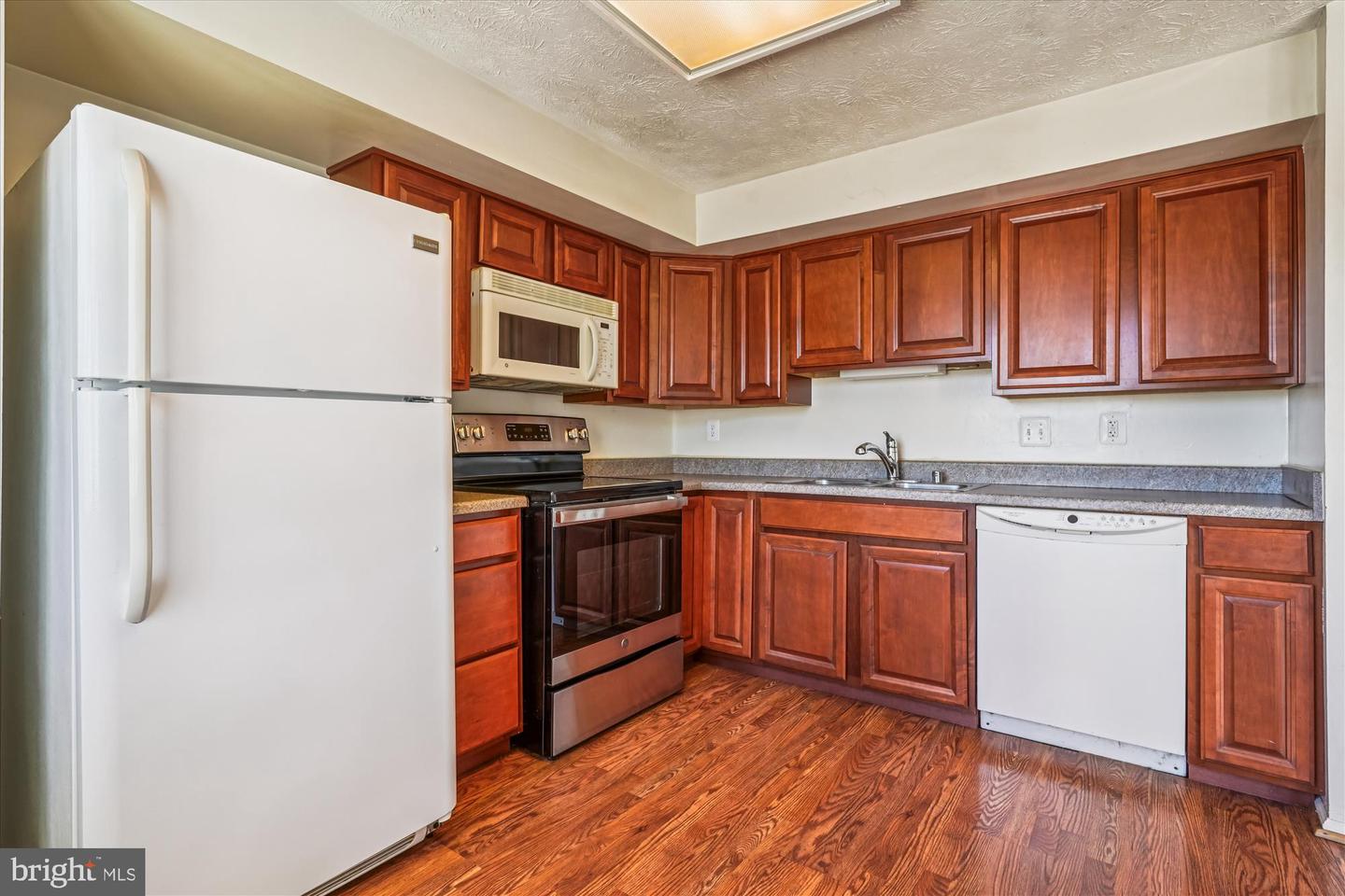 14740 WINDING LOOP, WOODBRIDGE, Virginia 22191, 3 Bedrooms Bedrooms, 12 Rooms Rooms,1 BathroomBathrooms,Residential,For sale,14740 WINDING LOOP,VAPW2106346 MLS # VAPW2106346 14740 WINDING LOOP, WOODBRIDGE, Virginia 22191, 3 Bedrooms Bedrooms, 12 Rooms Rooms,1 BathroomBathrooms,Residential,For sale,14740 WINDING LOOP,VAPW2106346 MLS # VAPW2106346
