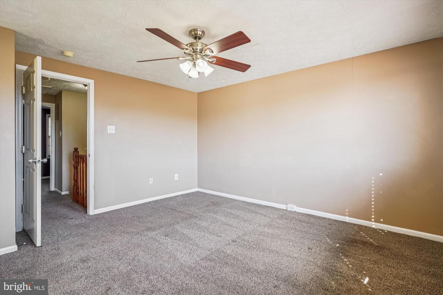 14740 WINDING LOOP, WOODBRIDGE, Virginia 22191, 3 Bedrooms Bedrooms, 12 Rooms Rooms,1 BathroomBathrooms,Residential,For sale,14740 WINDING LOOP,VAPW2106346 MLS # VAPW2106346 14740 WINDING LOOP, WOODBRIDGE, Virginia 22191, 3 Bedrooms Bedrooms, 12 Rooms Rooms,1 BathroomBathrooms,Residential,For sale,14740 WINDING LOOP,VAPW2106346 MLS # VAPW2106346
