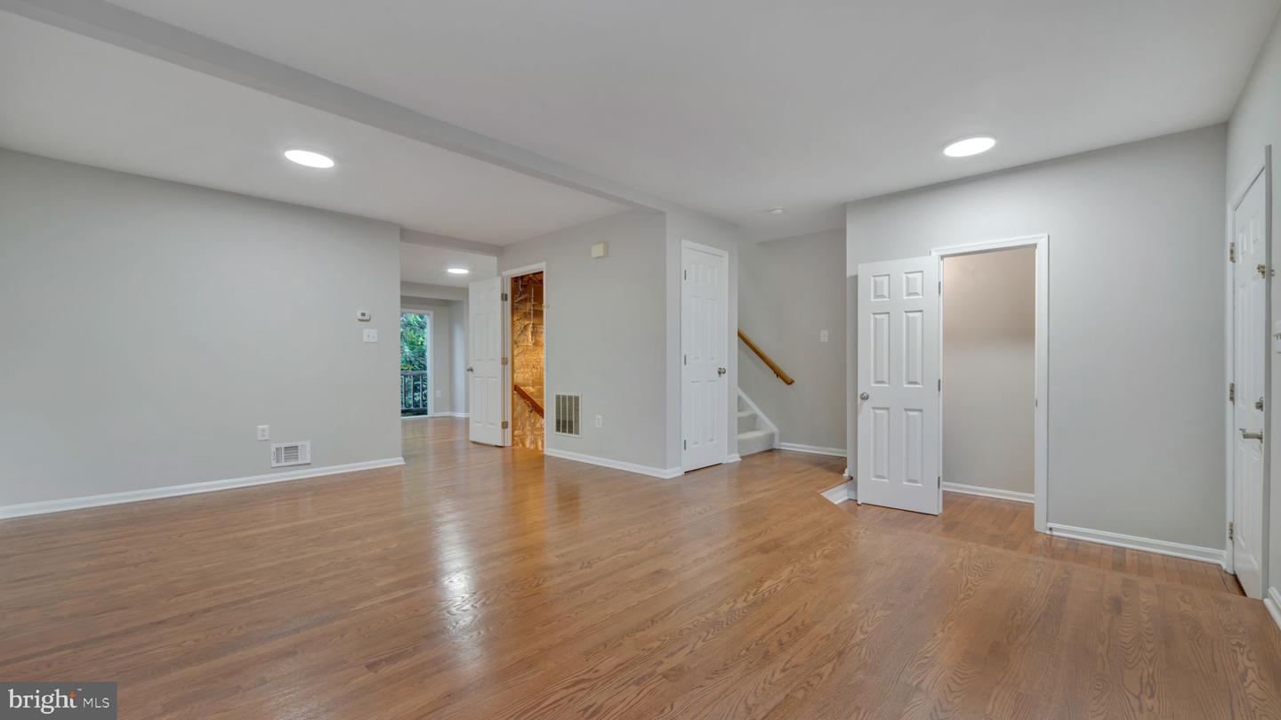 14214 CREEKBRANCH WAY, GAINESVILLE, Virginia 20155, 3 Bedrooms Bedrooms, ,2 BathroomsBathrooms,Residential,For sale,14214 CREEKBRANCH WAY,VAPW2106366 MLS # VAPW2106366 14214 CREEKBRANCH WAY, GAINESVILLE, Virginia 20155, 3 Bedrooms Bedrooms, ,2 BathroomsBathrooms,Residential,For sale,14214 CREEKBRANCH WAY,VAPW2106366 MLS # VAPW2106366
