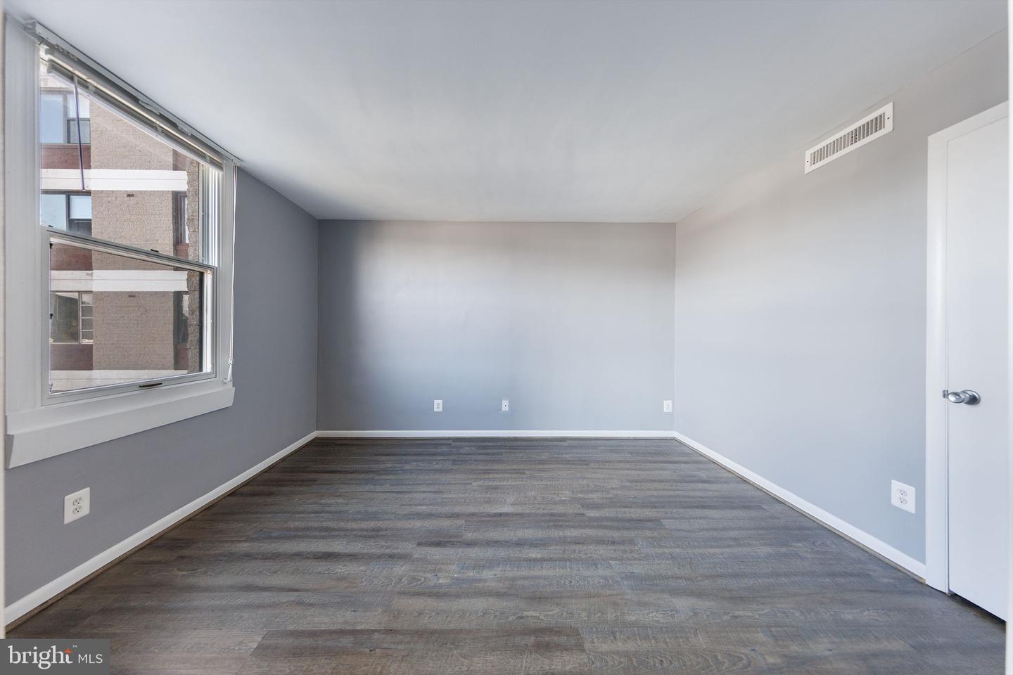 4600 DUKE ST #921, ALEXANDRIA, Virginia 22304, 2 Bedrooms Bedrooms, ,1 BathroomBathrooms,Residential,For sale,4600 DUKE ST #921,VAAX2050982 MLS # VAAX2050982 4600 DUKE ST #921, ALEXANDRIA, Virginia 22304, 2 Bedrooms Bedrooms, ,1 BathroomBathrooms,Residential,For sale,4600 DUKE ST #921,VAAX2050982 MLS # VAAX2050982