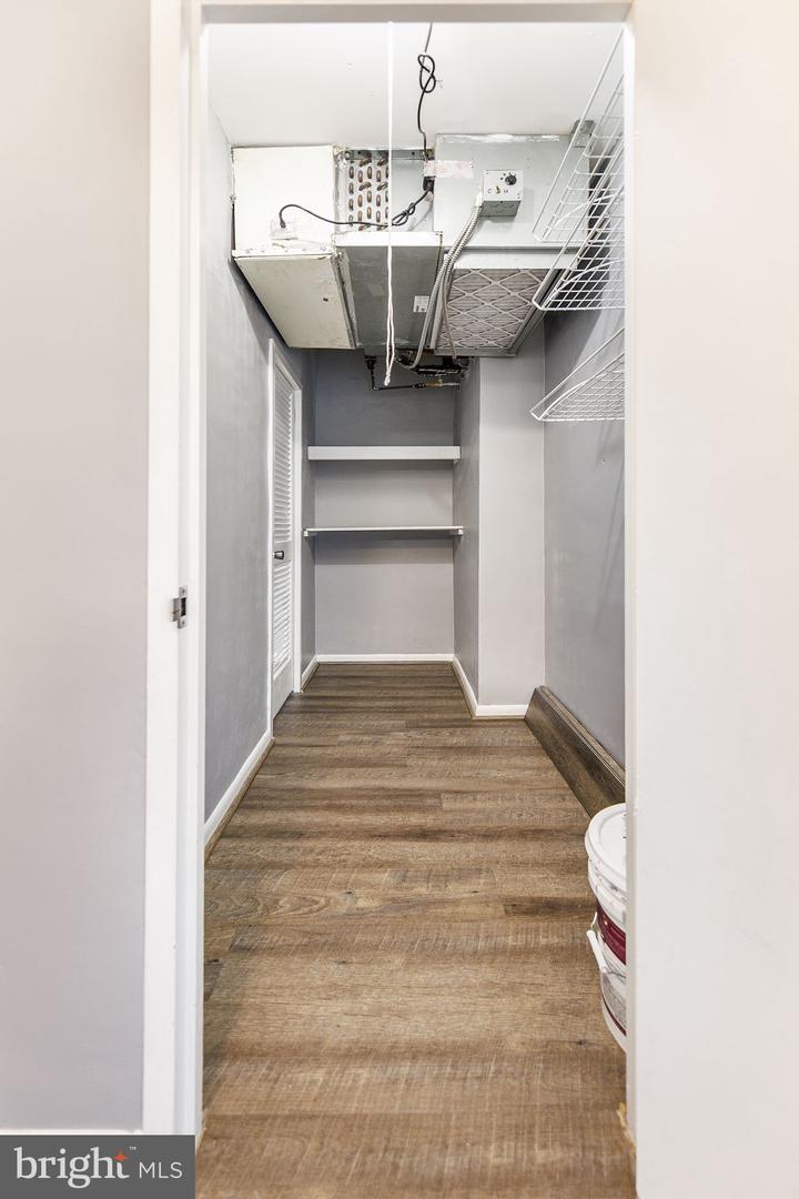 4600 DUKE ST #921, ALEXANDRIA, Virginia 22304, 2 Bedrooms Bedrooms, ,1 BathroomBathrooms,Residential,For sale,4600 DUKE ST #921,VAAX2050982 MLS # VAAX2050982 4600 DUKE ST #921, ALEXANDRIA, Virginia 22304, 2 Bedrooms Bedrooms, ,1 BathroomBathrooms,Residential,For sale,4600 DUKE ST #921,VAAX2050982 MLS # VAAX2050982