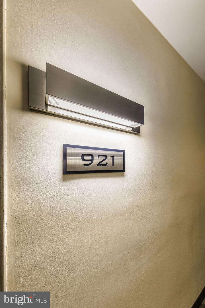 4600 DUKE ST #921, ALEXANDRIA, Virginia 22304, 2 Bedrooms Bedrooms, ,1 BathroomBathrooms,Residential,For sale,4600 DUKE ST #921,VAAX2050982 MLS # VAAX2050982 4600 DUKE ST #921, ALEXANDRIA, Virginia 22304, 2 Bedrooms Bedrooms, ,1 BathroomBathrooms,Residential,For sale,4600 DUKE ST #921,VAAX2050982 MLS # VAAX2050982