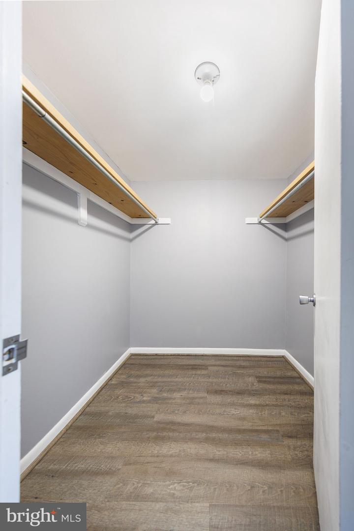 4600 DUKE ST #921, ALEXANDRIA, Virginia 22304, 2 Bedrooms Bedrooms, ,1 BathroomBathrooms,Residential,For sale,4600 DUKE ST #921,VAAX2050982 MLS # VAAX2050982 4600 DUKE ST #921, ALEXANDRIA, Virginia 22304, 2 Bedrooms Bedrooms, ,1 BathroomBathrooms,Residential,For sale,4600 DUKE ST #921,VAAX2050982 MLS # VAAX2050982
