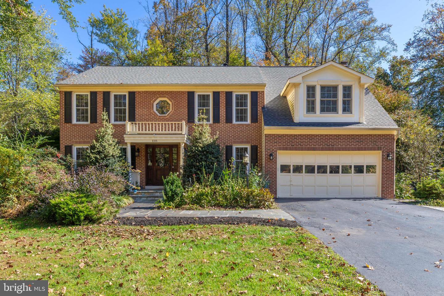 6305 BARSKY CT, FAIRFAX STATION, Virginia 22039, 4 Bedrooms Bedrooms, ,4 BathroomsBathrooms,Residential,For sale,6305 BARSKY CT,VAFX2275198 MLS # VAFX2275198 6305 BARSKY CT, FAIRFAX STATION, Virginia 22039, 4 Bedrooms Bedrooms, ,4 BathroomsBathrooms,Residential,For sale,6305 BARSKY CT,VAFX2275198 MLS # VAFX2275198