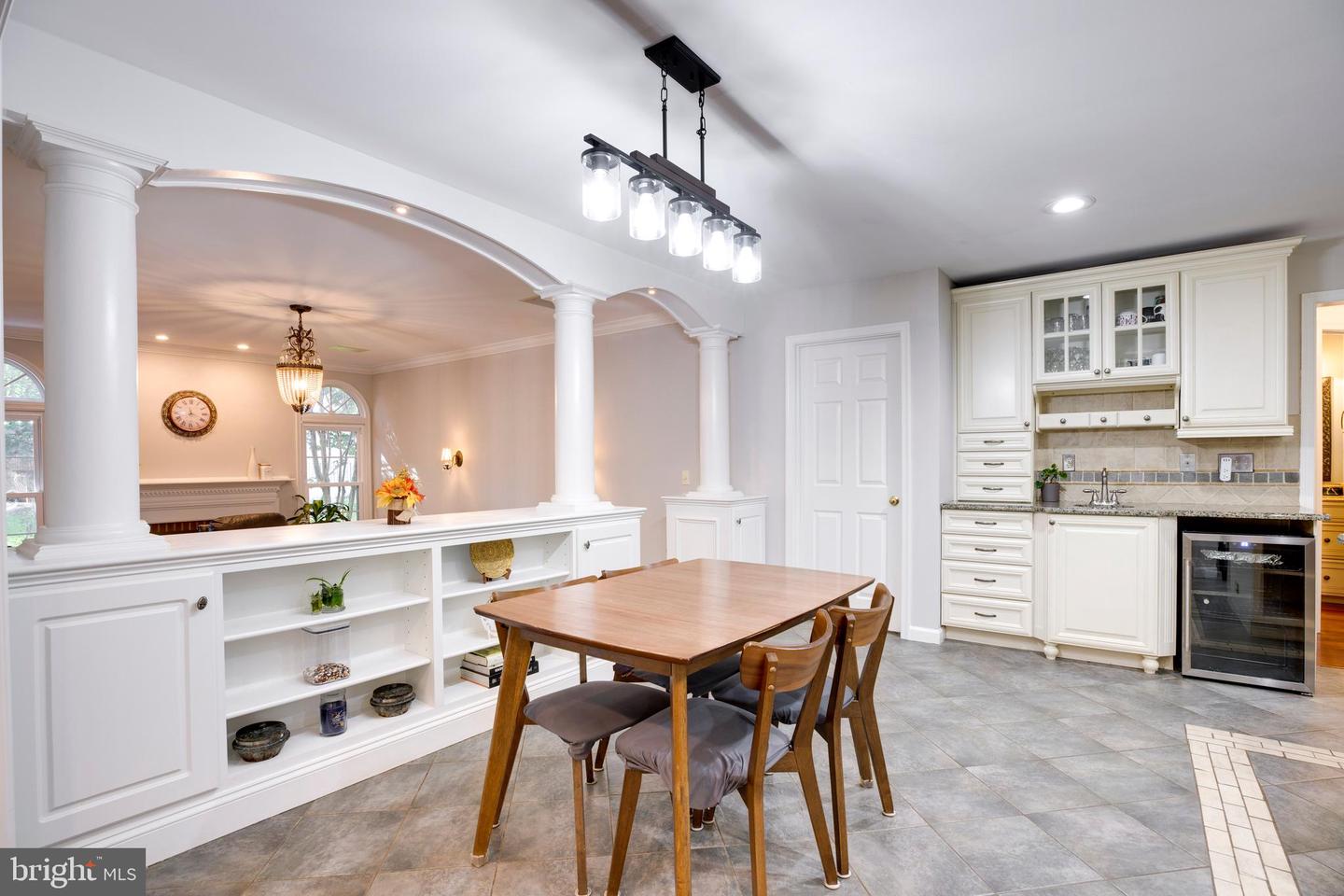 6305 BARSKY CT, FAIRFAX STATION, Virginia 22039, 4 Bedrooms Bedrooms, ,4 BathroomsBathrooms,Residential,For sale,6305 BARSKY CT,VAFX2275198 MLS # VAFX2275198 6305 BARSKY CT, FAIRFAX STATION, Virginia 22039, 4 Bedrooms Bedrooms, ,4 BathroomsBathrooms,Residential,For sale,6305 BARSKY CT,VAFX2275198 MLS # VAFX2275198